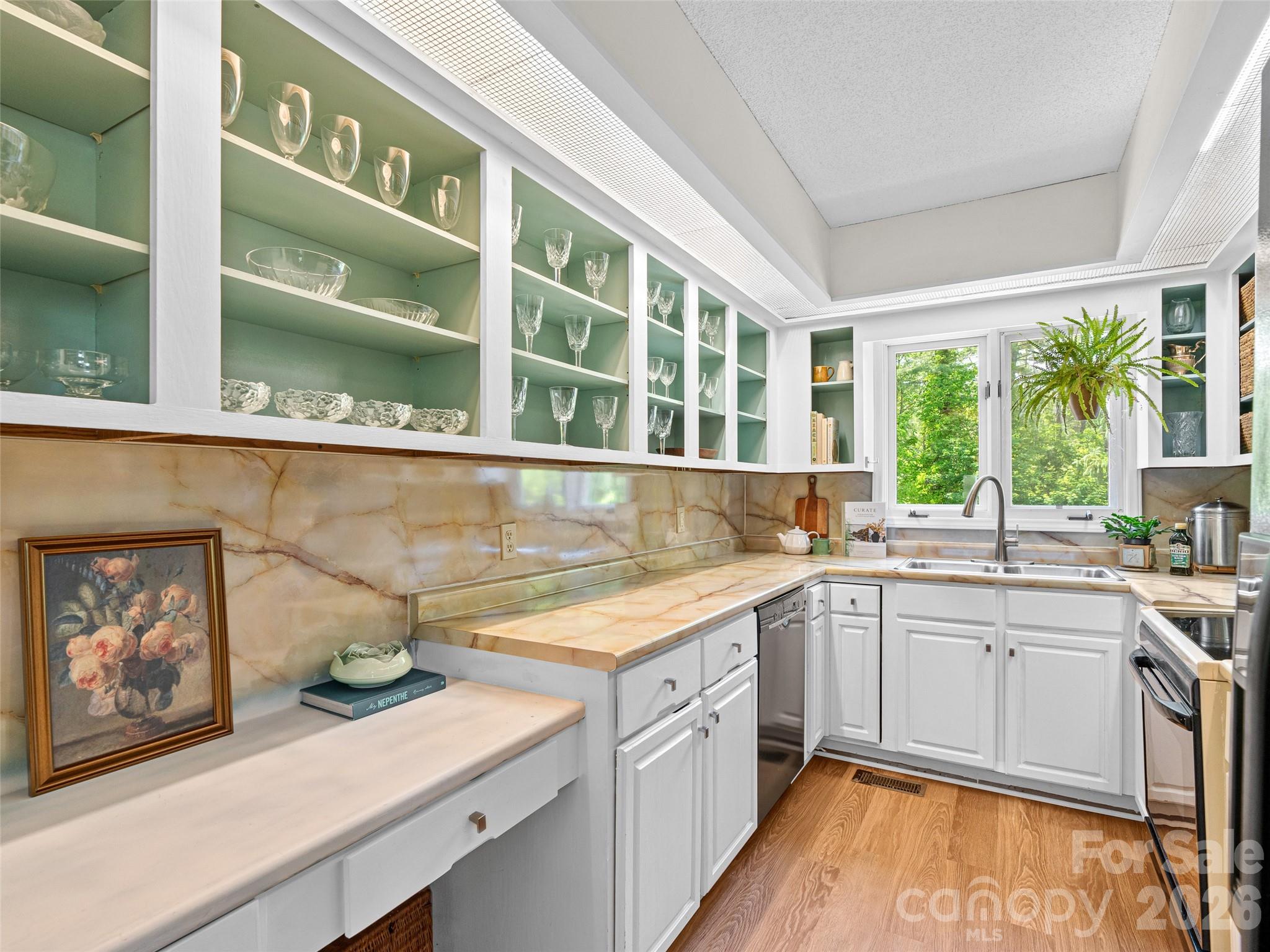 101 Beaver Ridge Road — Asheville