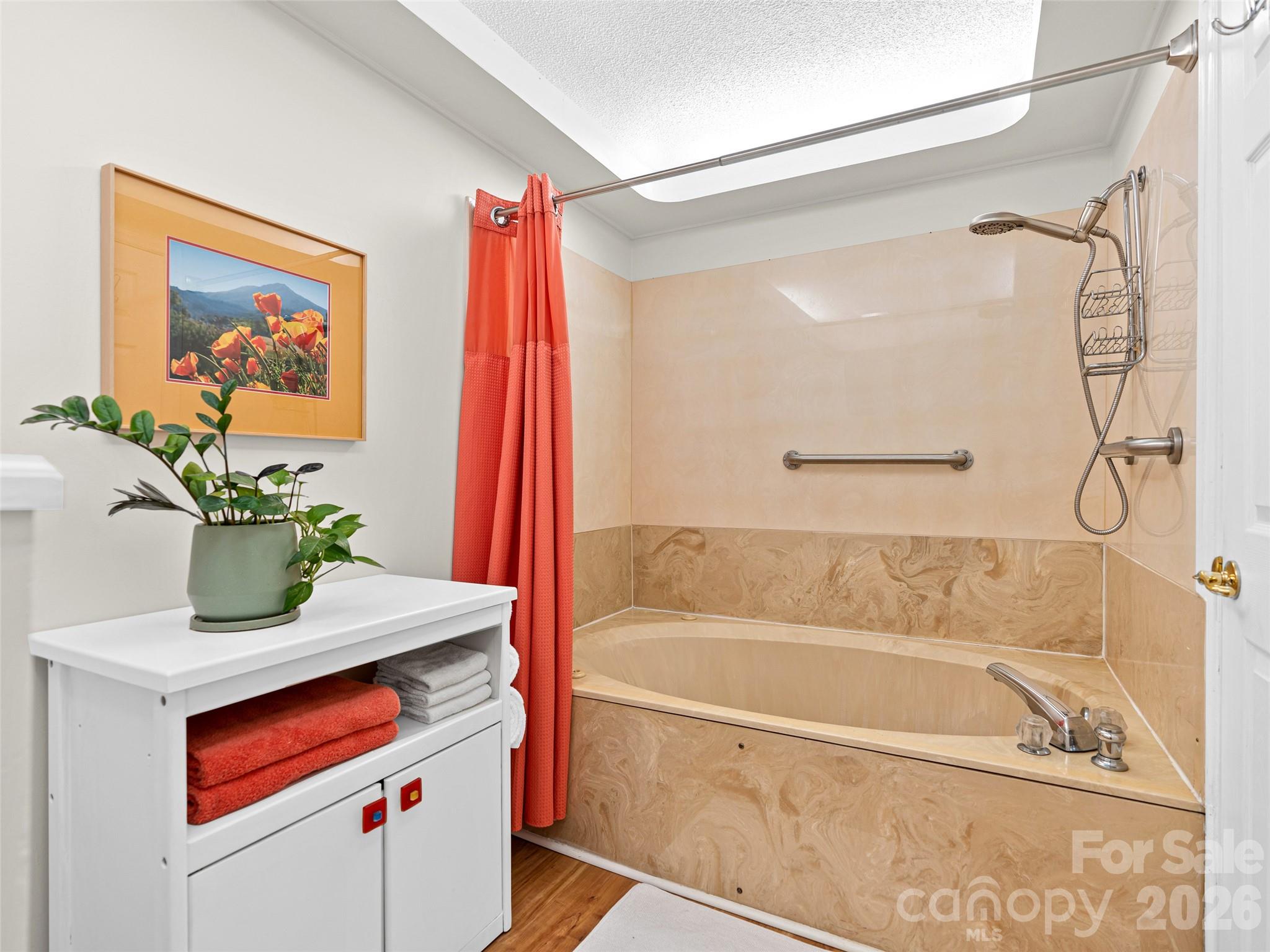 101 Beaver Ridge Road — Asheville
