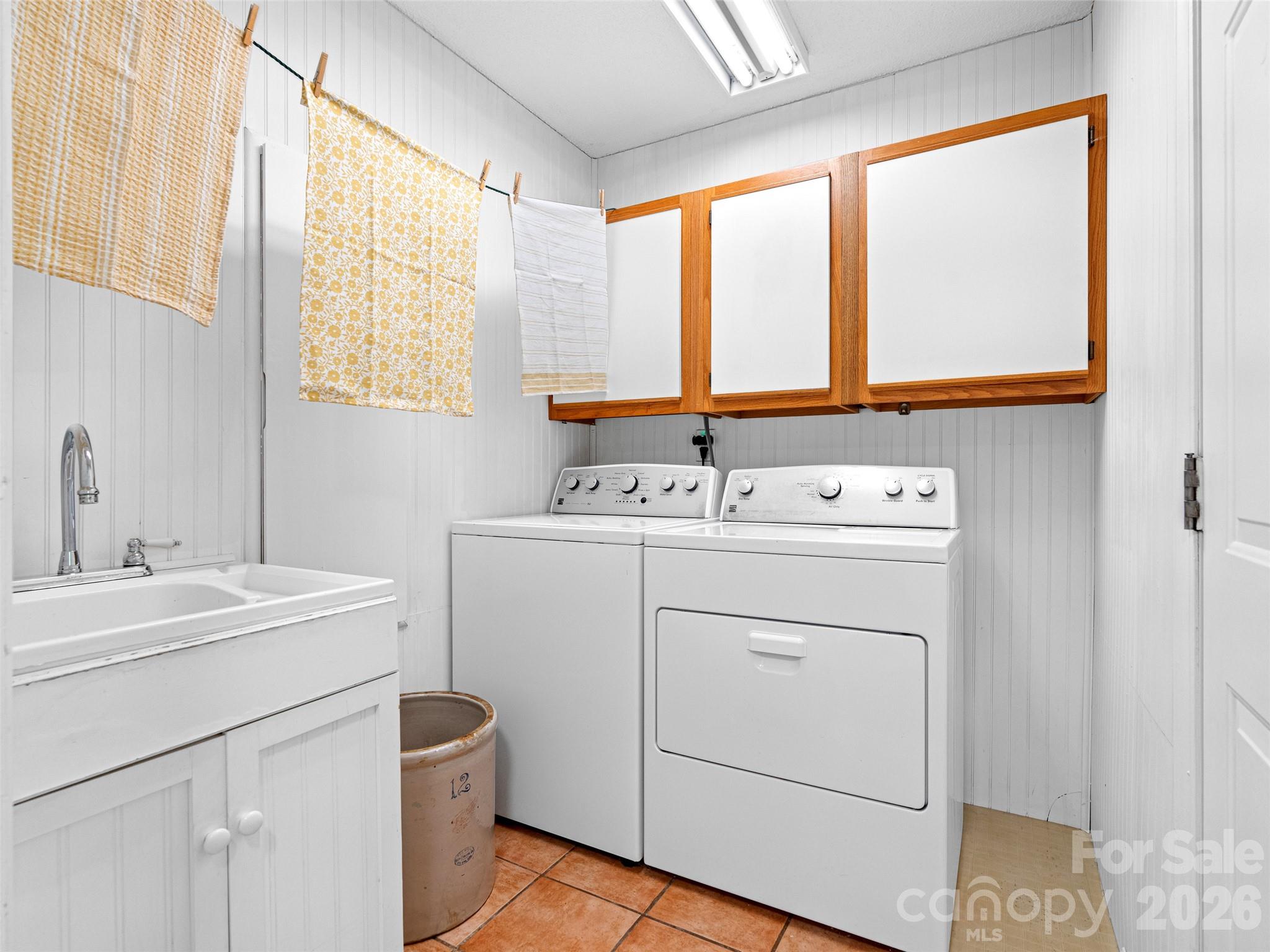 101 Beaver Ridge Road — Asheville