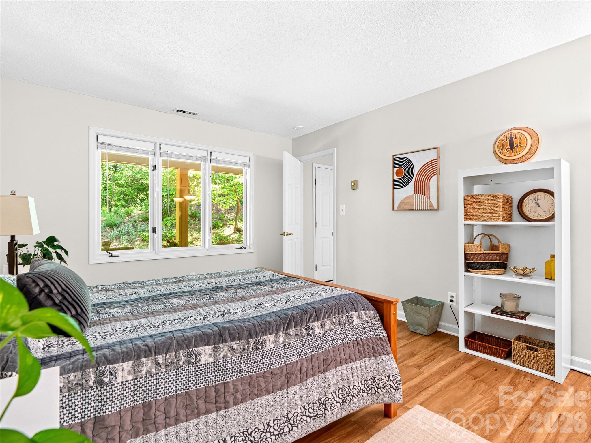 101 Beaver Ridge Road — Asheville