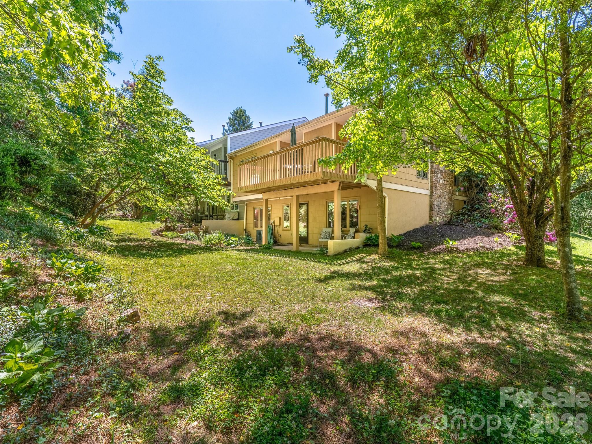 101 Beaver Ridge Road — Asheville