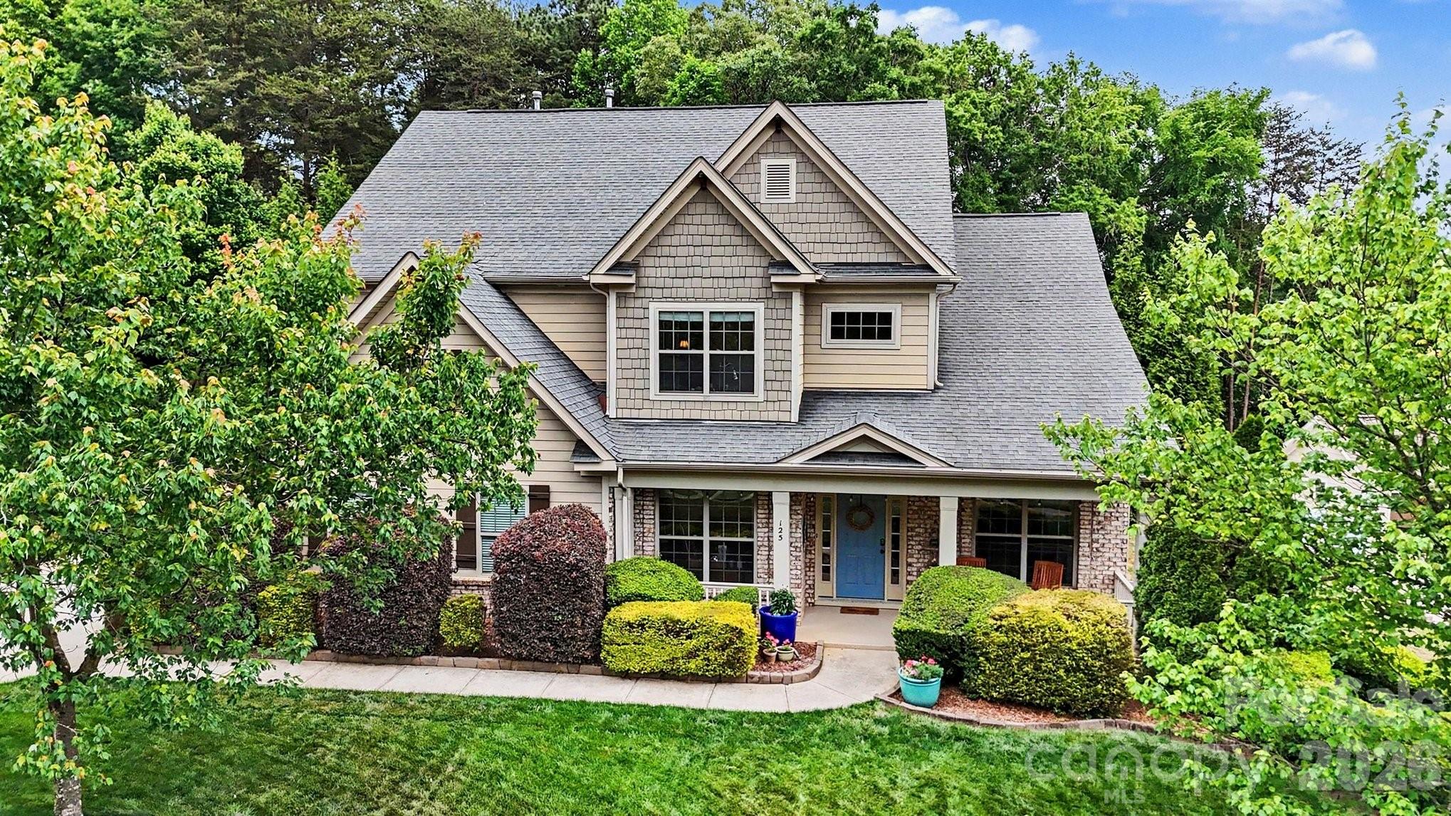 125 Lakeshore Hills Drive — Mooresville