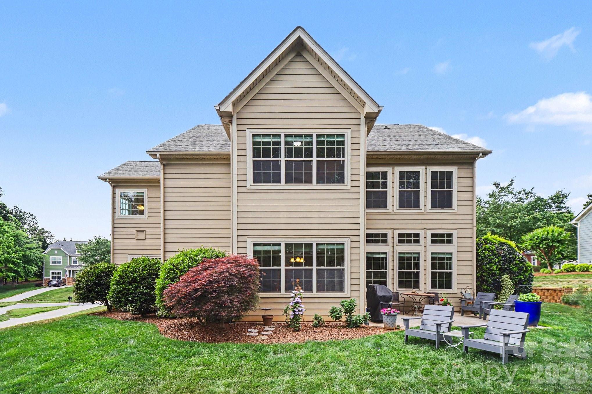 125 Lakeshore Hills Drive — Mooresville