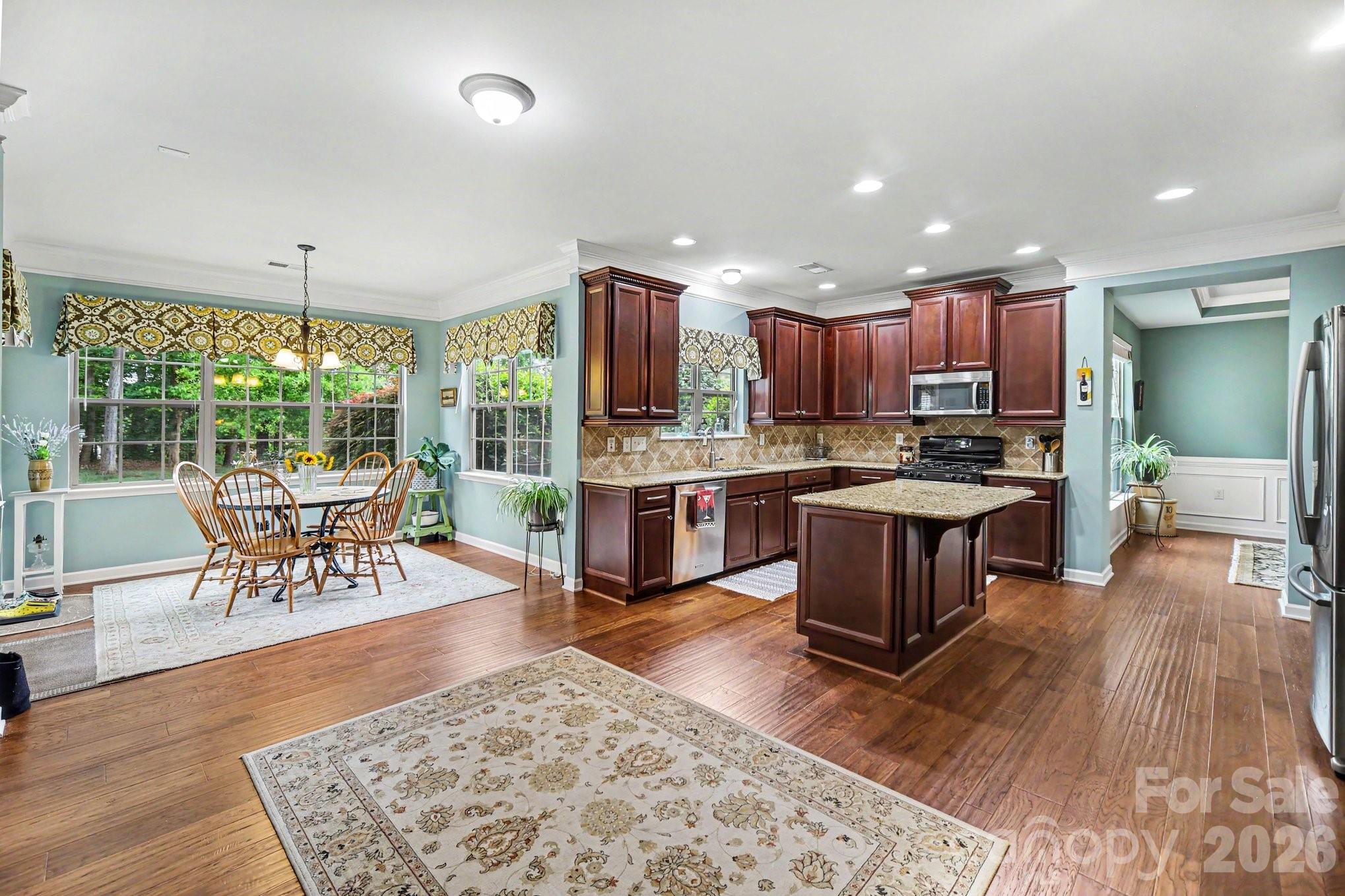125 Lakeshore Hills Drive — Mooresville