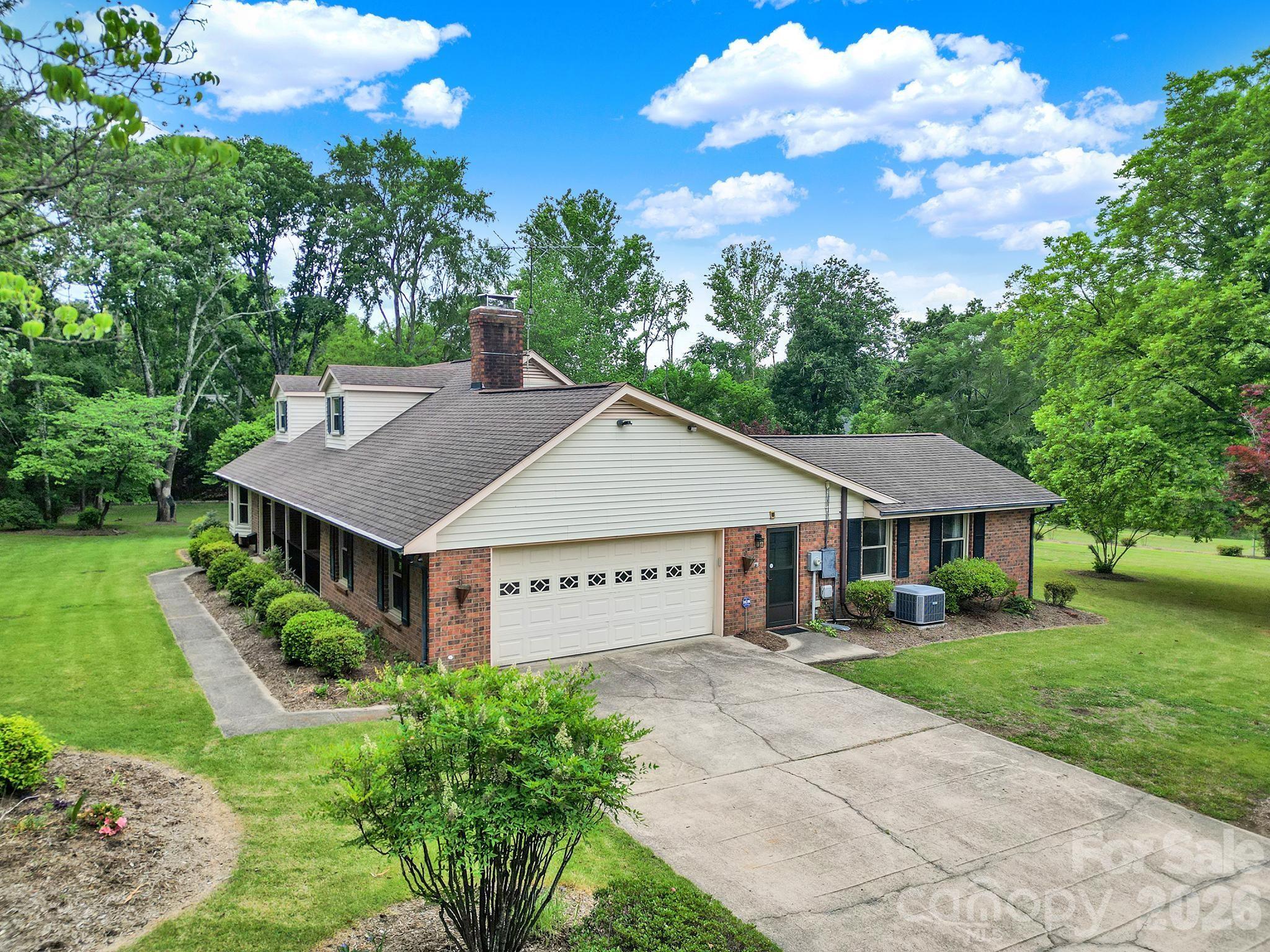 5913 Tom Query Road — Charlotte
