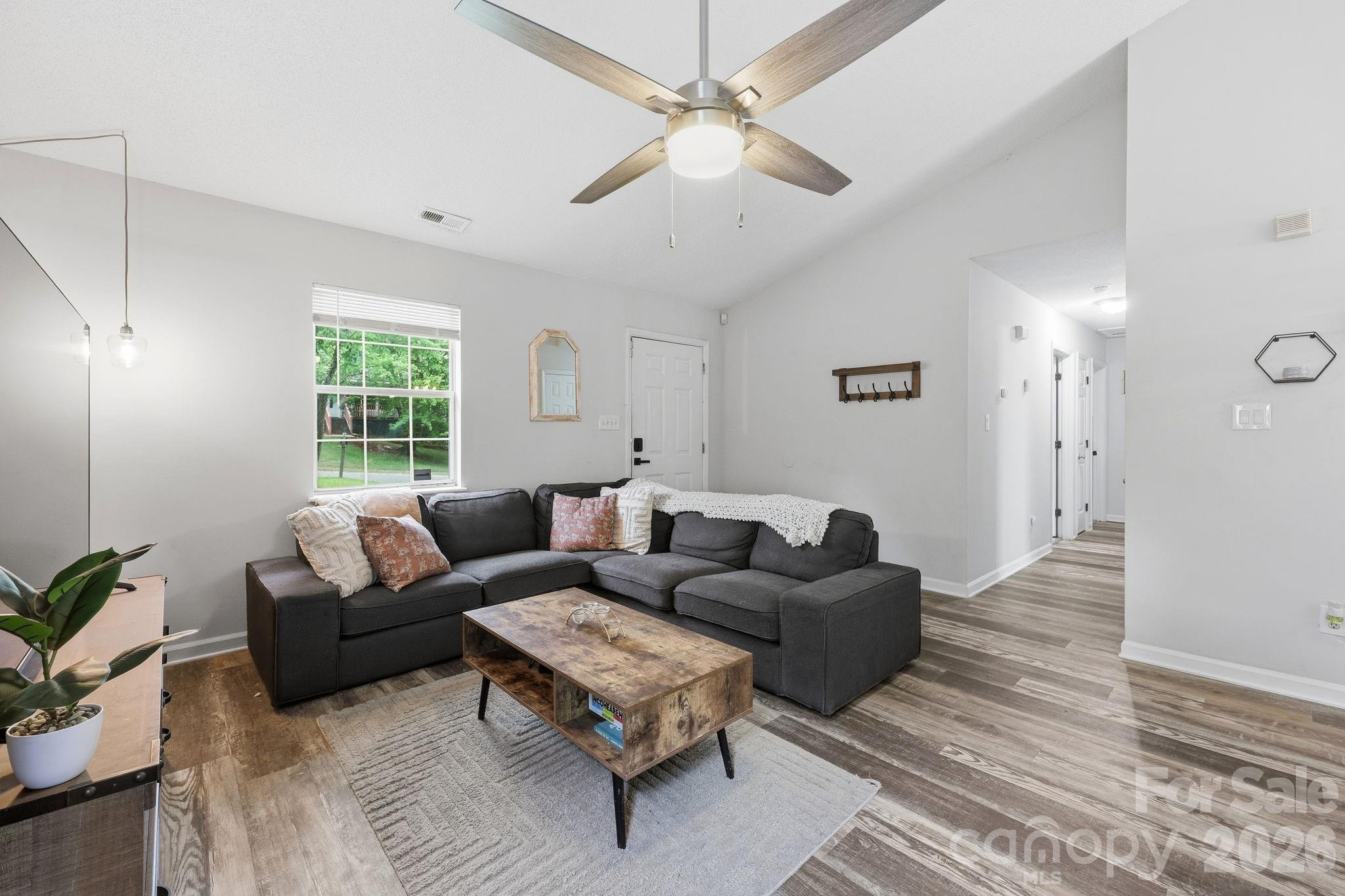 1221 Capps Hollow Drive — Charlotte