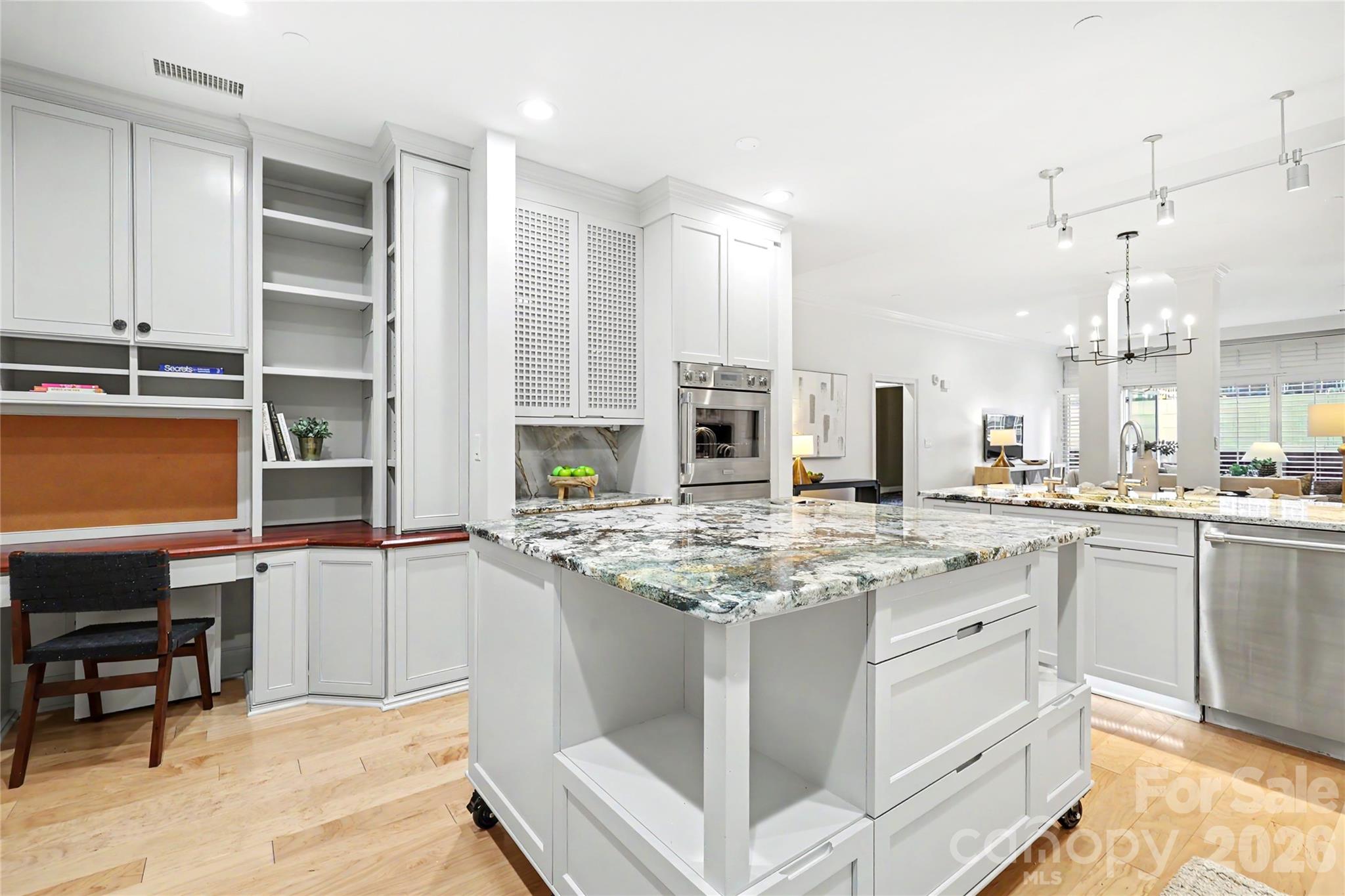 435 S Tryon Street #504 — Charlotte