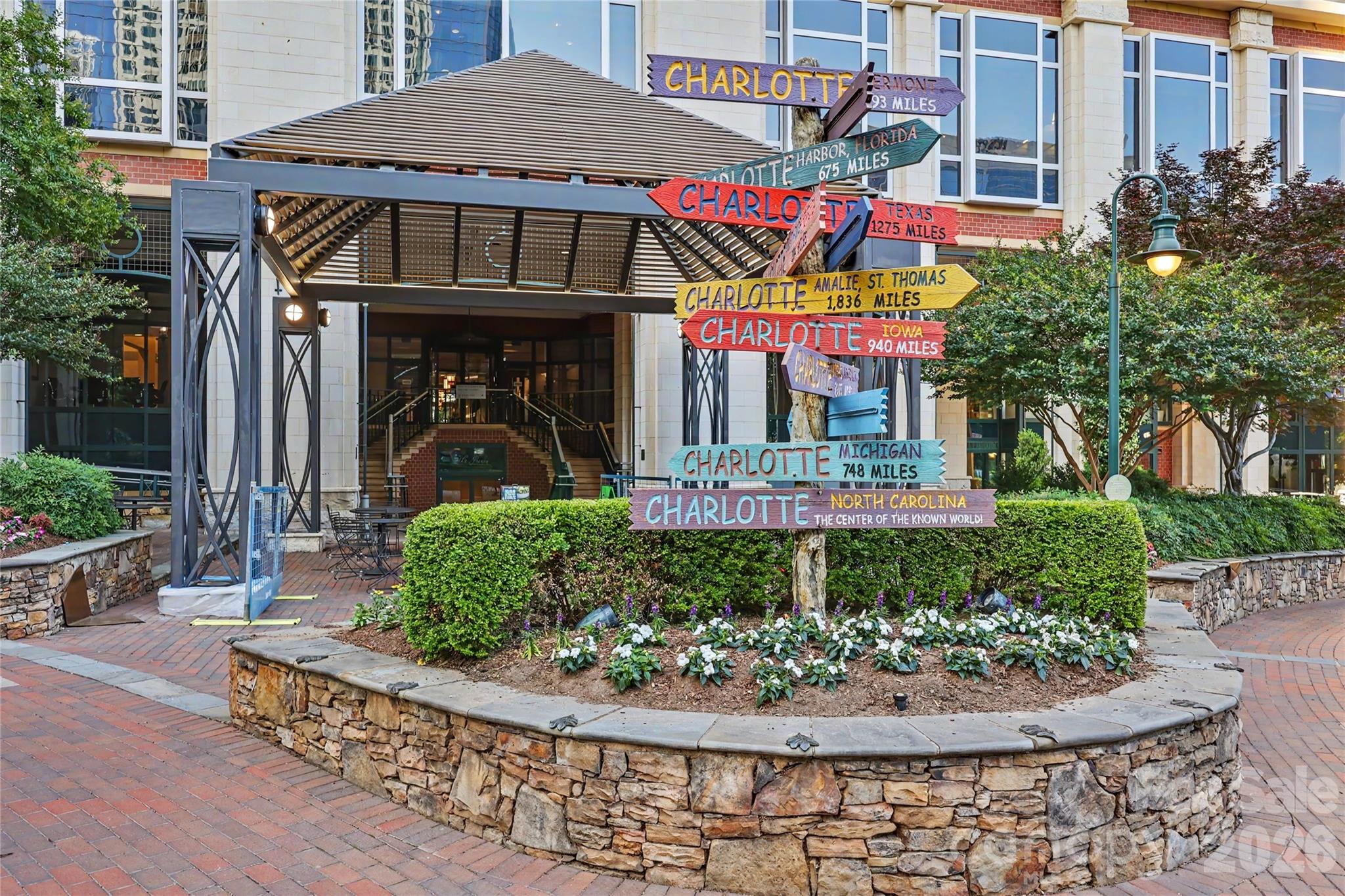 435 S Tryon Street #504 — Charlotte