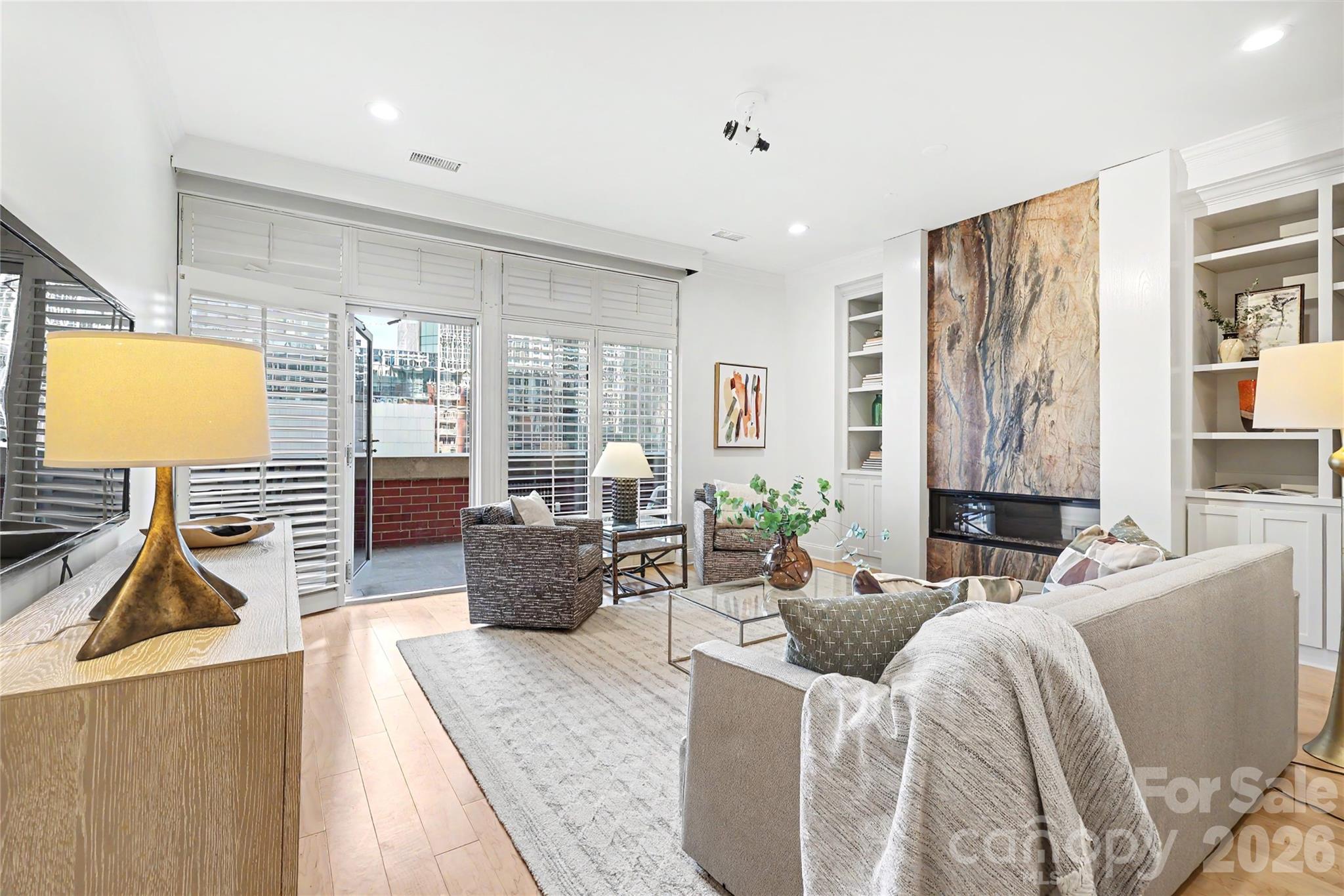 435 S Tryon Street #504 — Charlotte