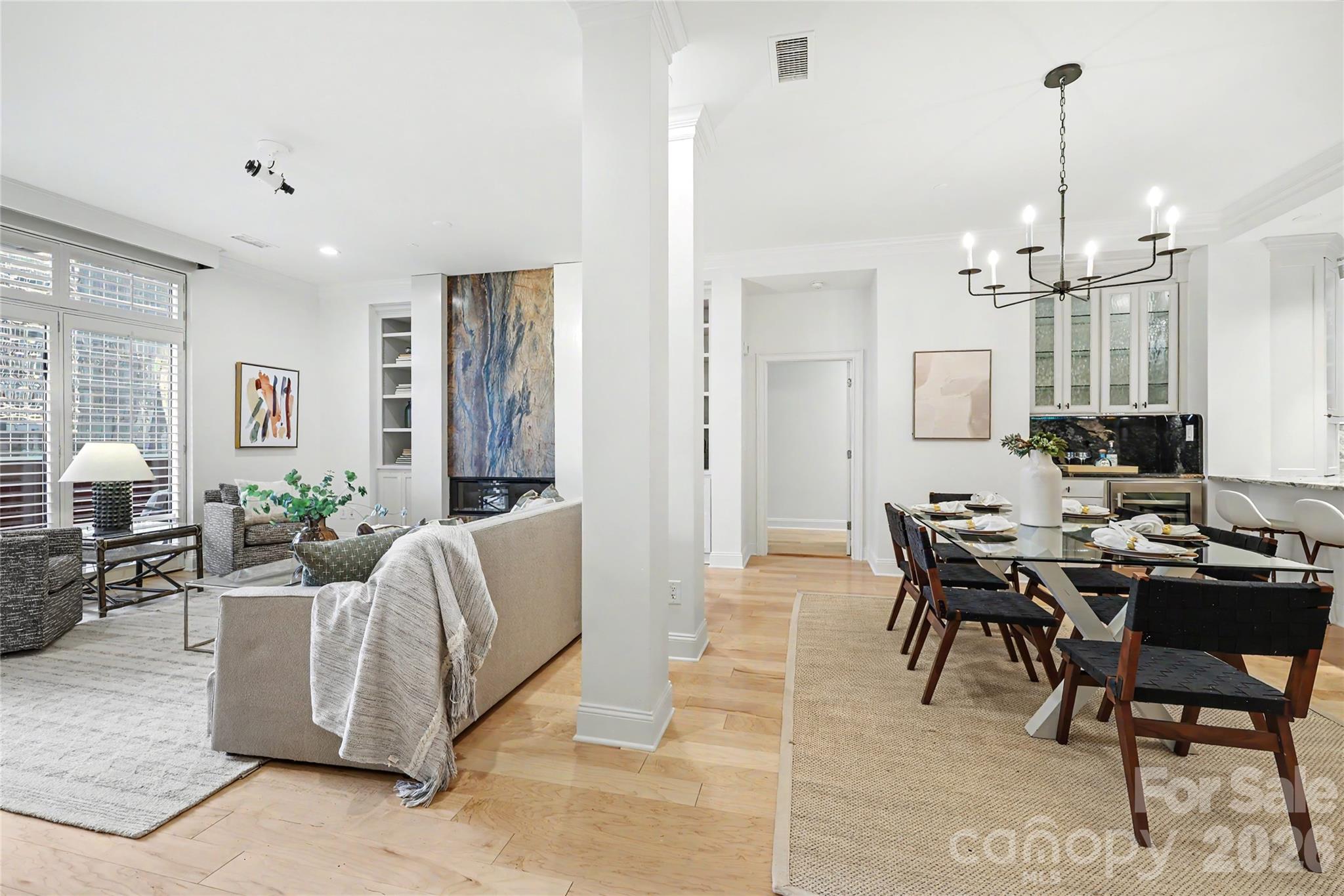 435 S Tryon Street #504 — Charlotte