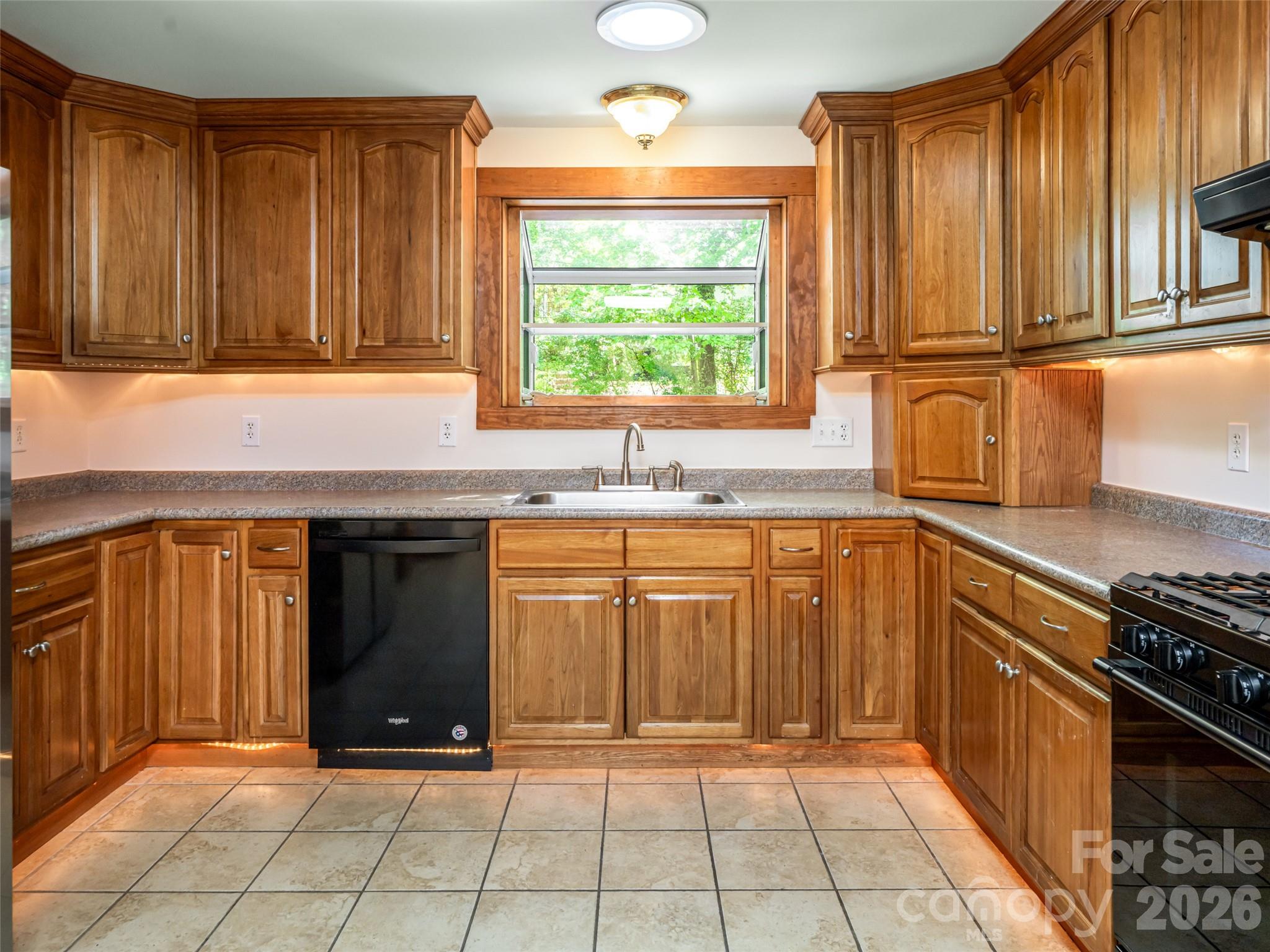 146 Fairmont Road — Candler
