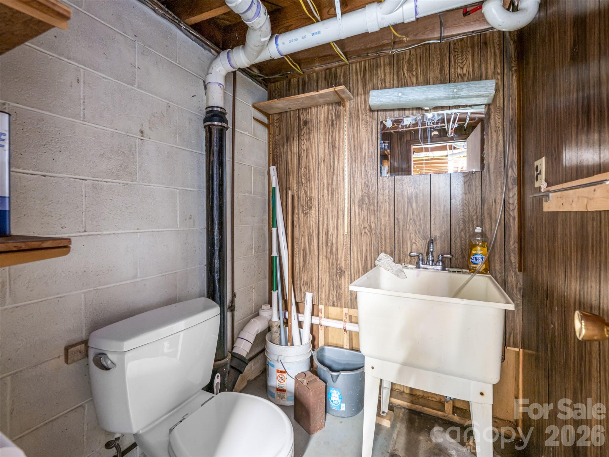 146 Fairmont Road — Candler