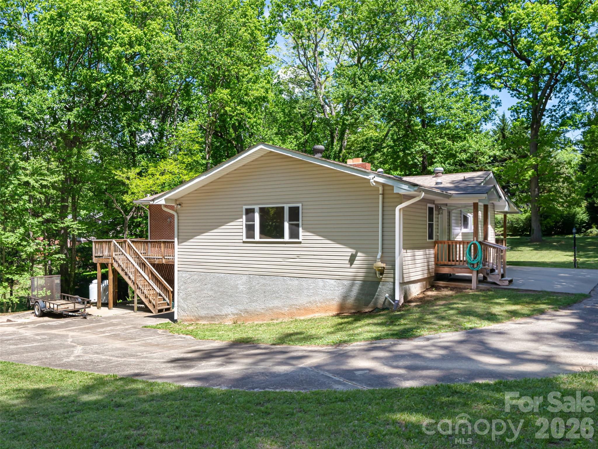 146 Fairmont Road — Candler