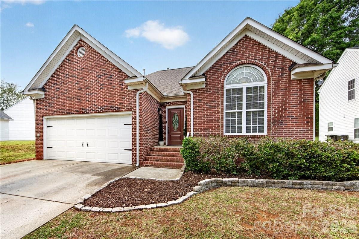 404 Havenbrook Way NW — Concord