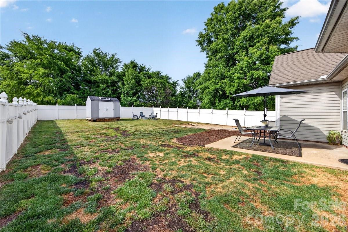 404 Havenbrook Way NW — Concord