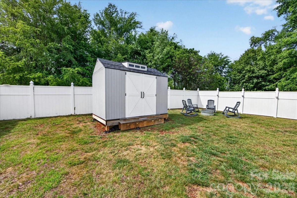 404 Havenbrook Way NW — Concord