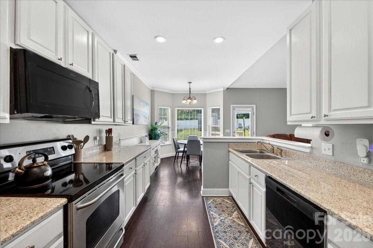 404 Havenbrook Way NW — Concord