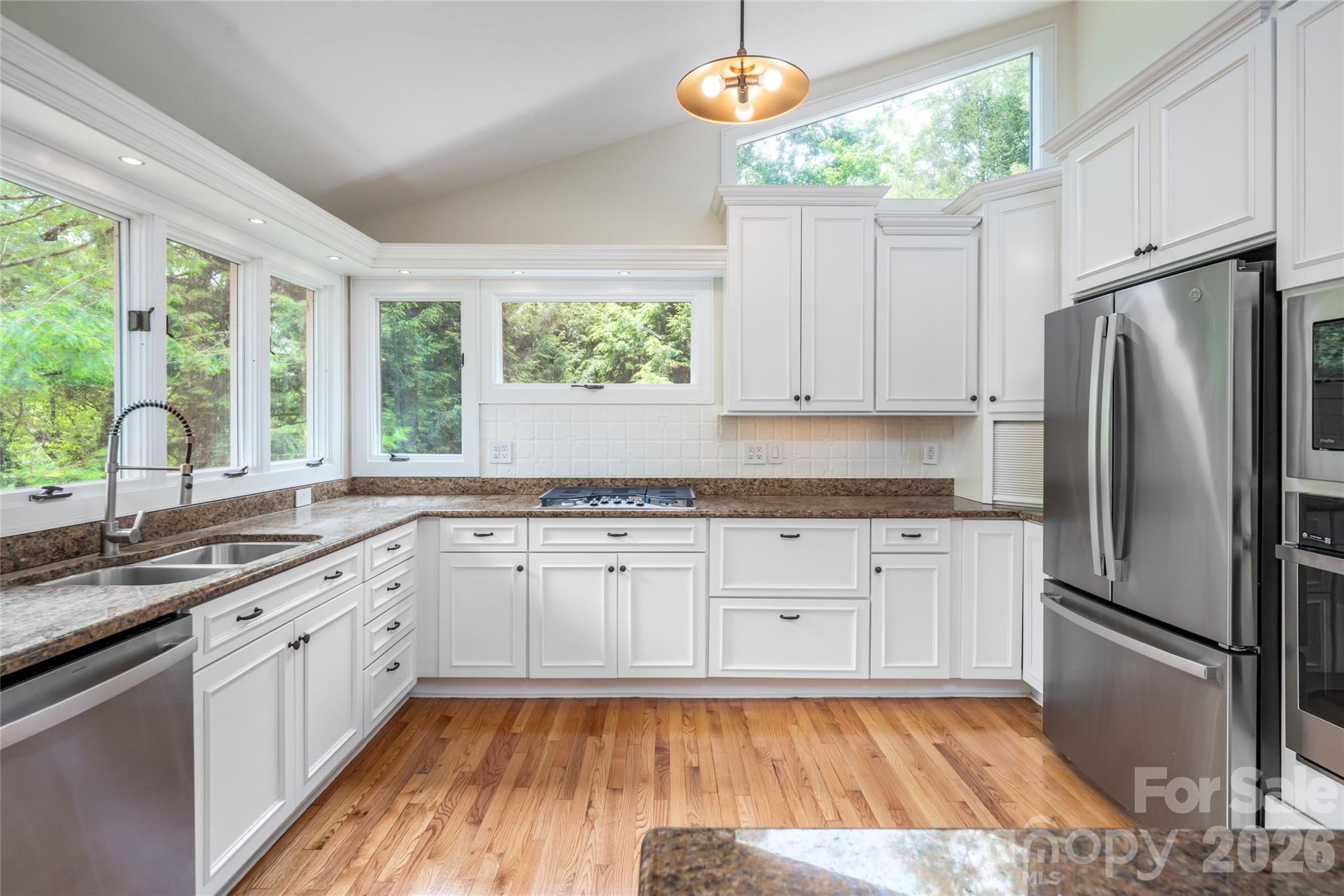201 Covewood Trail — Asheville