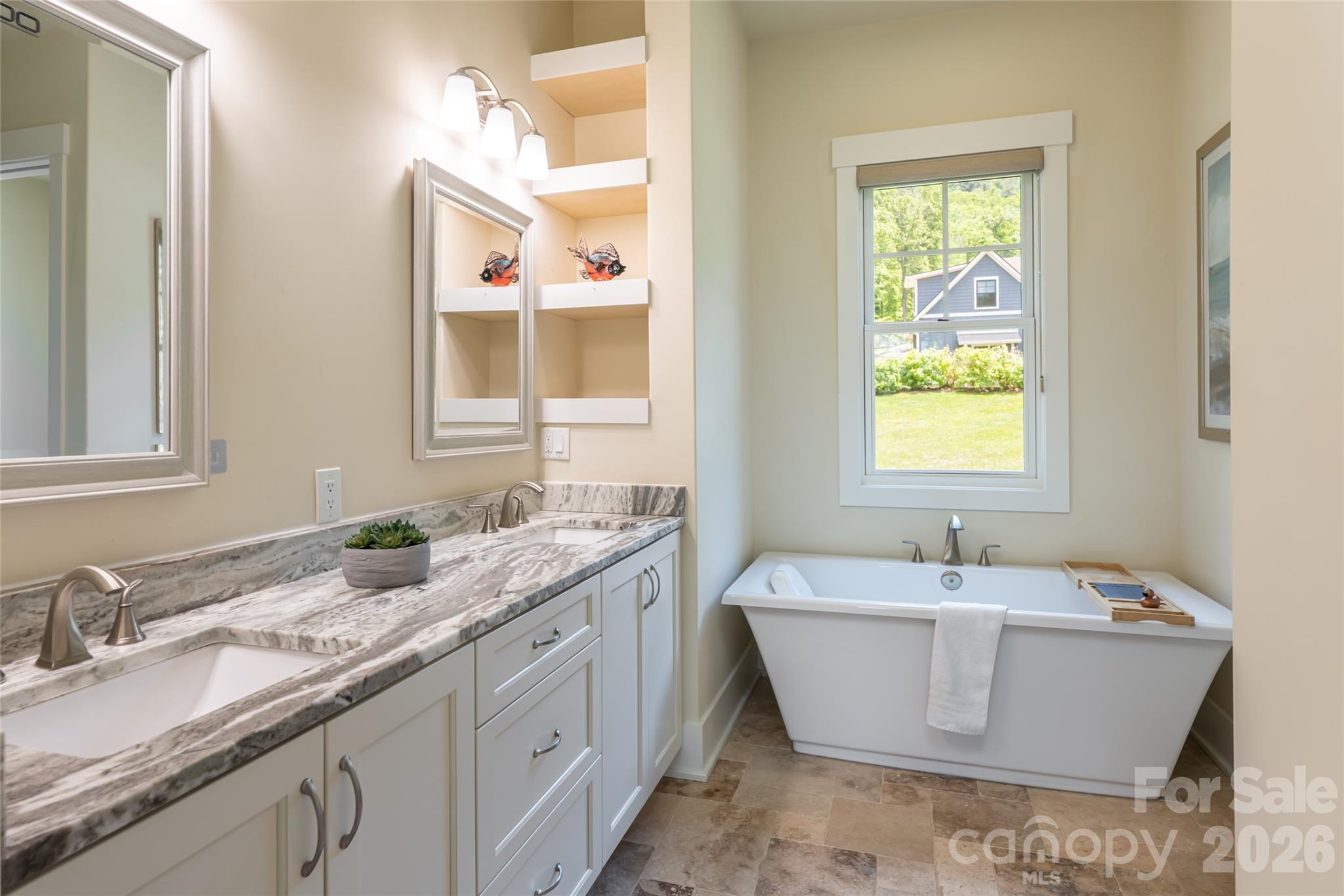 44 Woodland Aster Way — Asheville