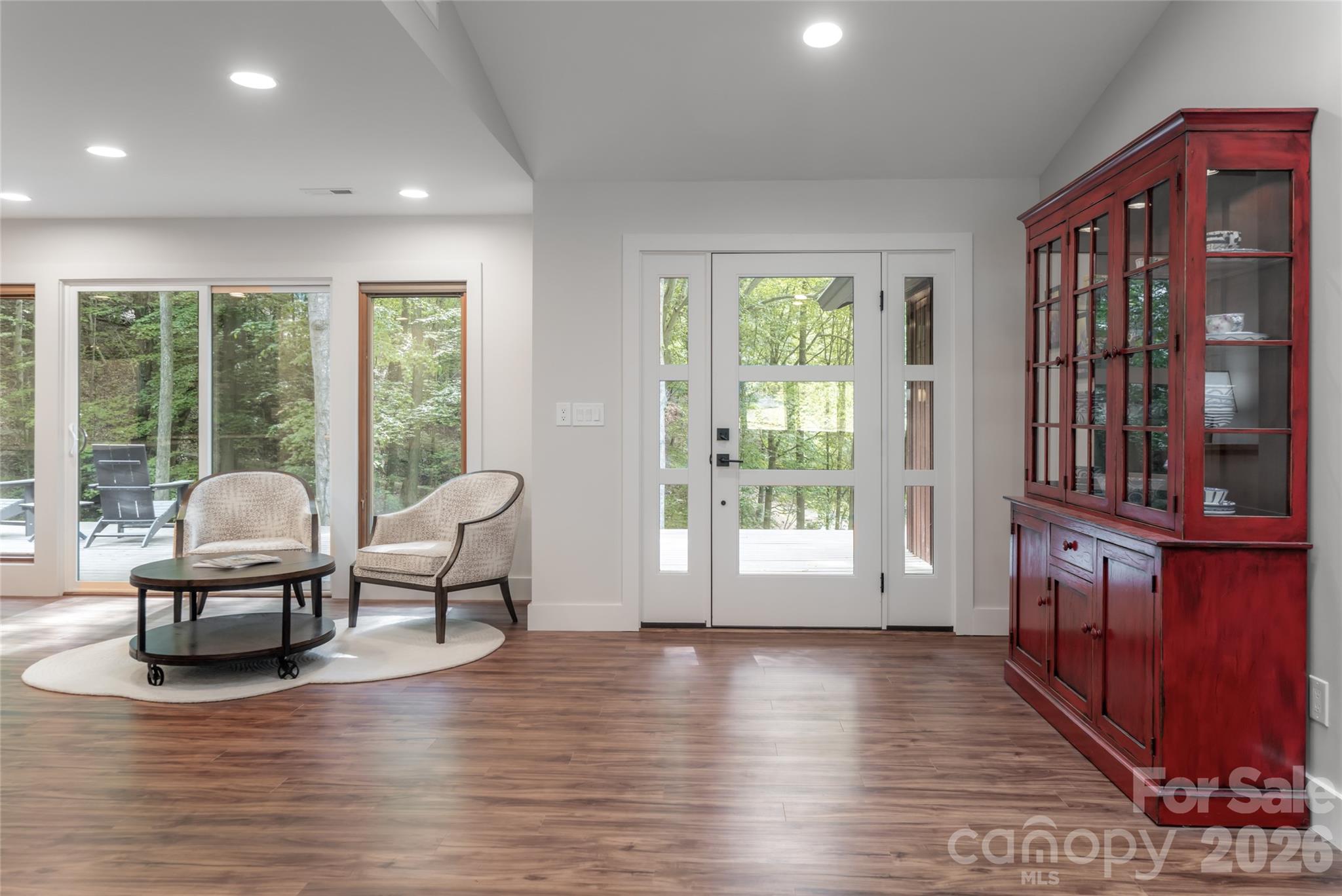 144 Sondley Parkway — Asheville