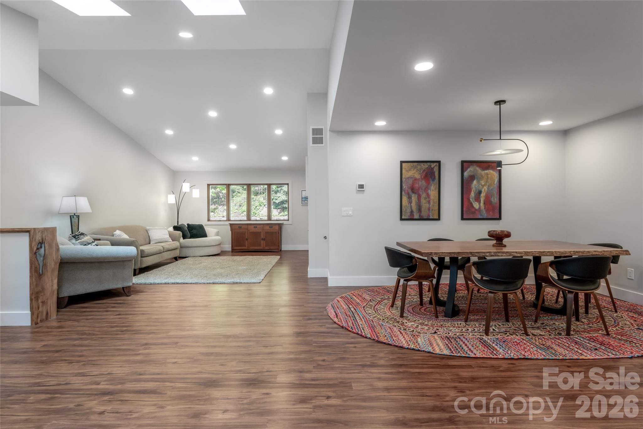 144 Sondley Parkway — Asheville