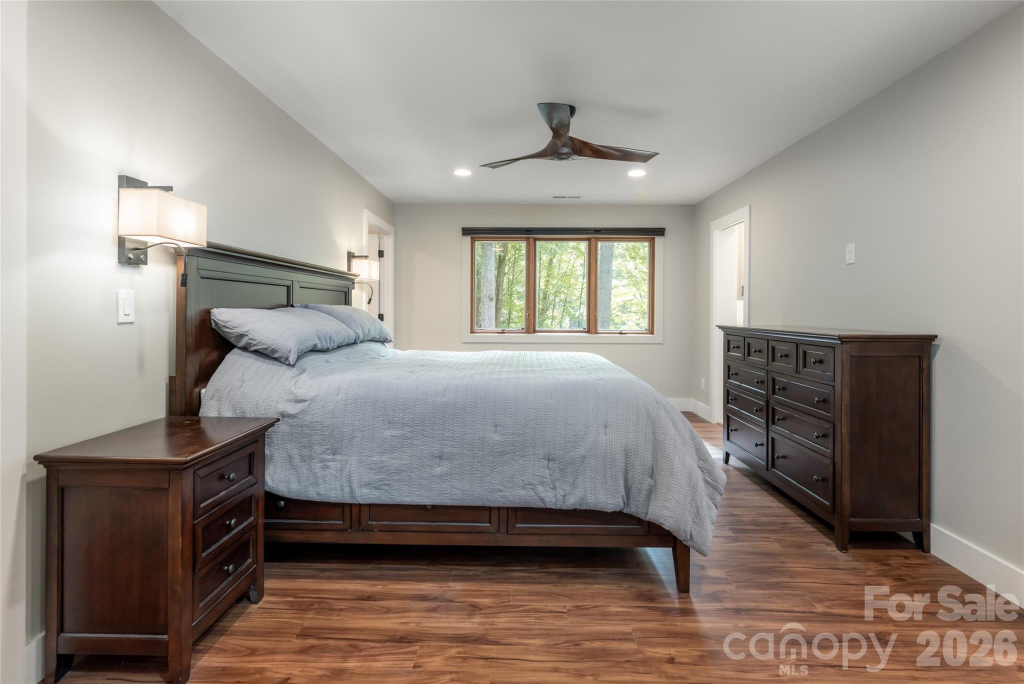 144 Sondley Parkway — Asheville