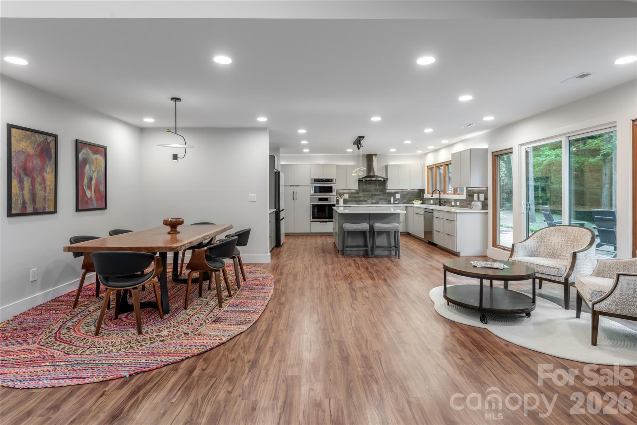 144 Sondley Parkway — Asheville