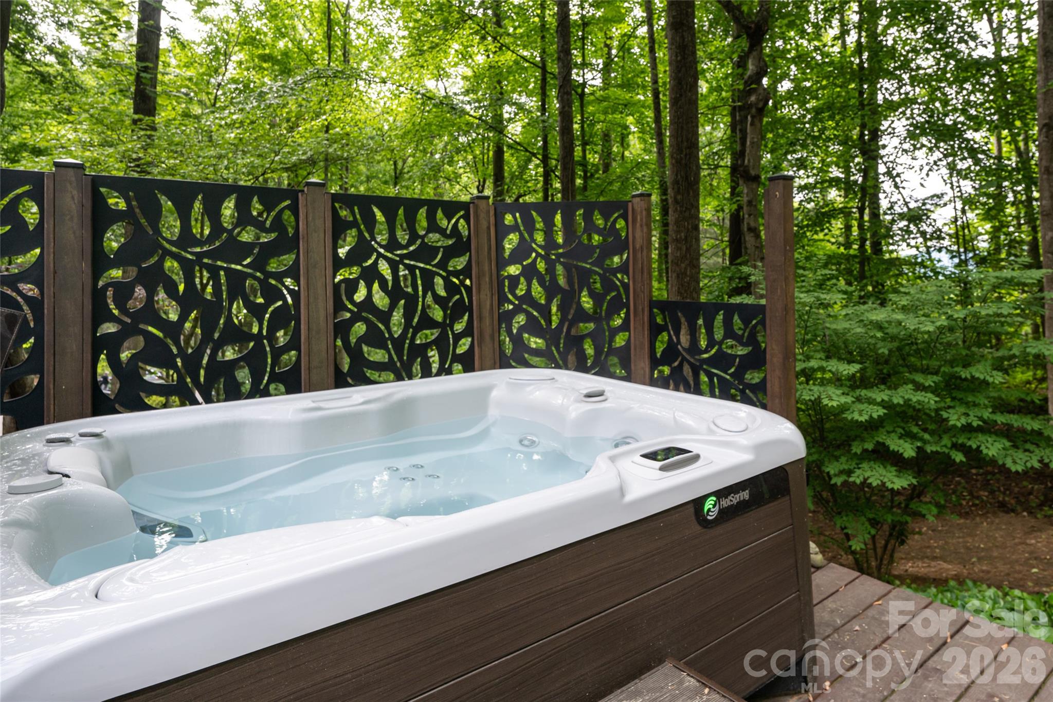 144 Sondley Parkway — Asheville