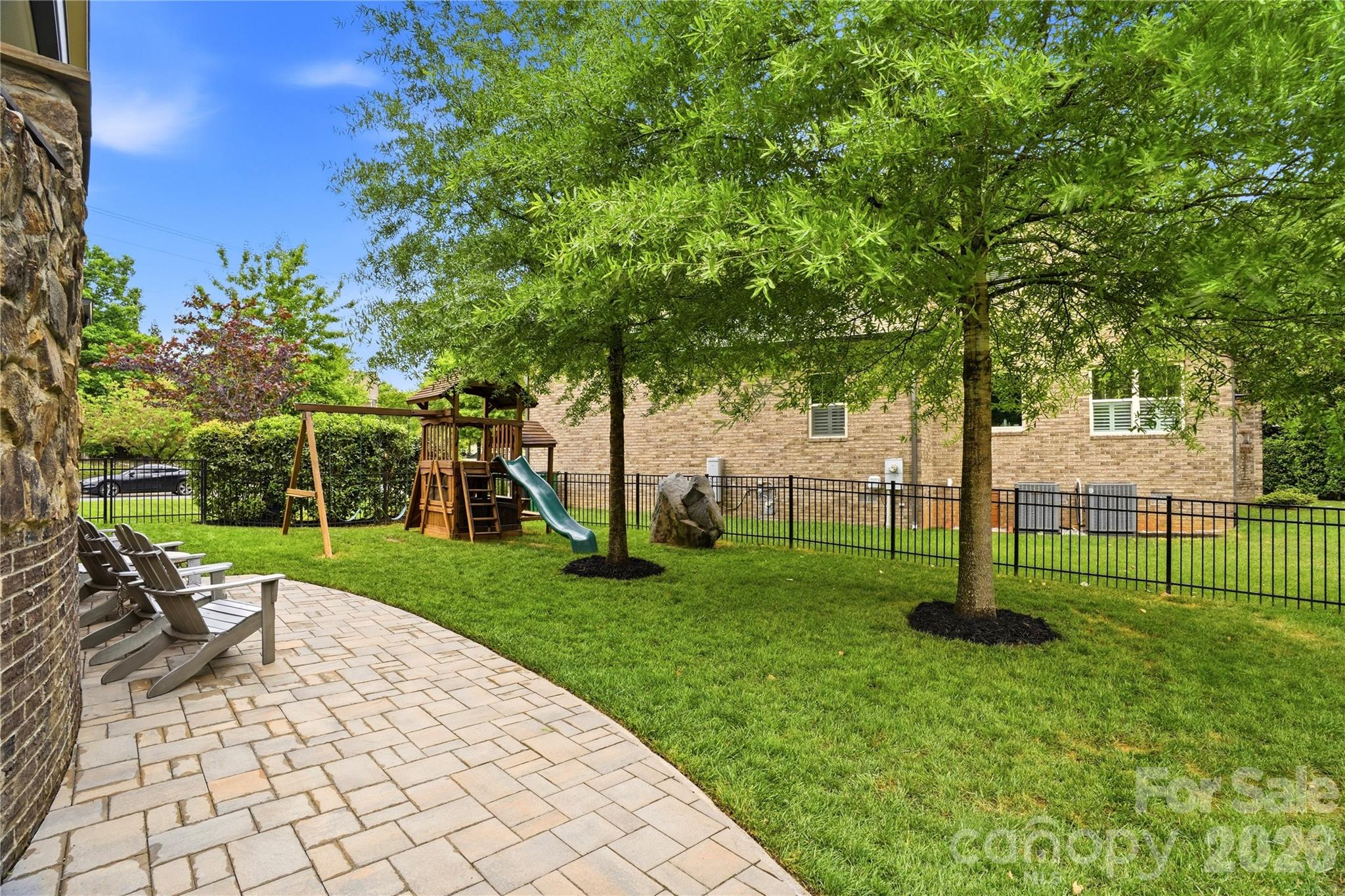 7303 Sheffingdell Drive — Charlotte