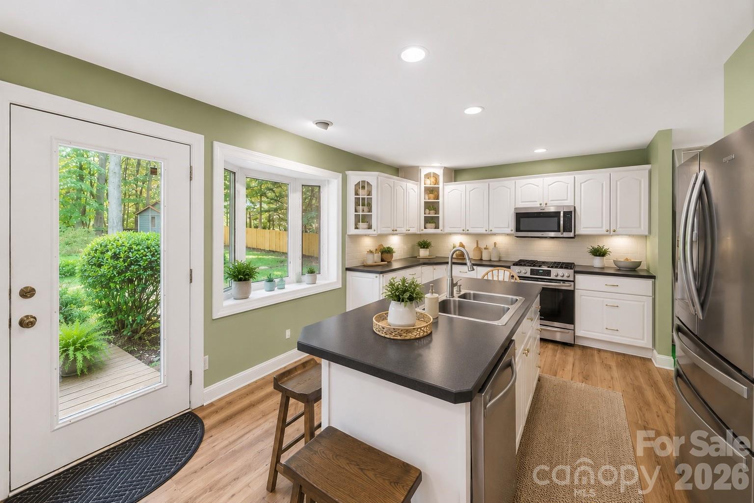 217 Robinson Avenue — Matthews