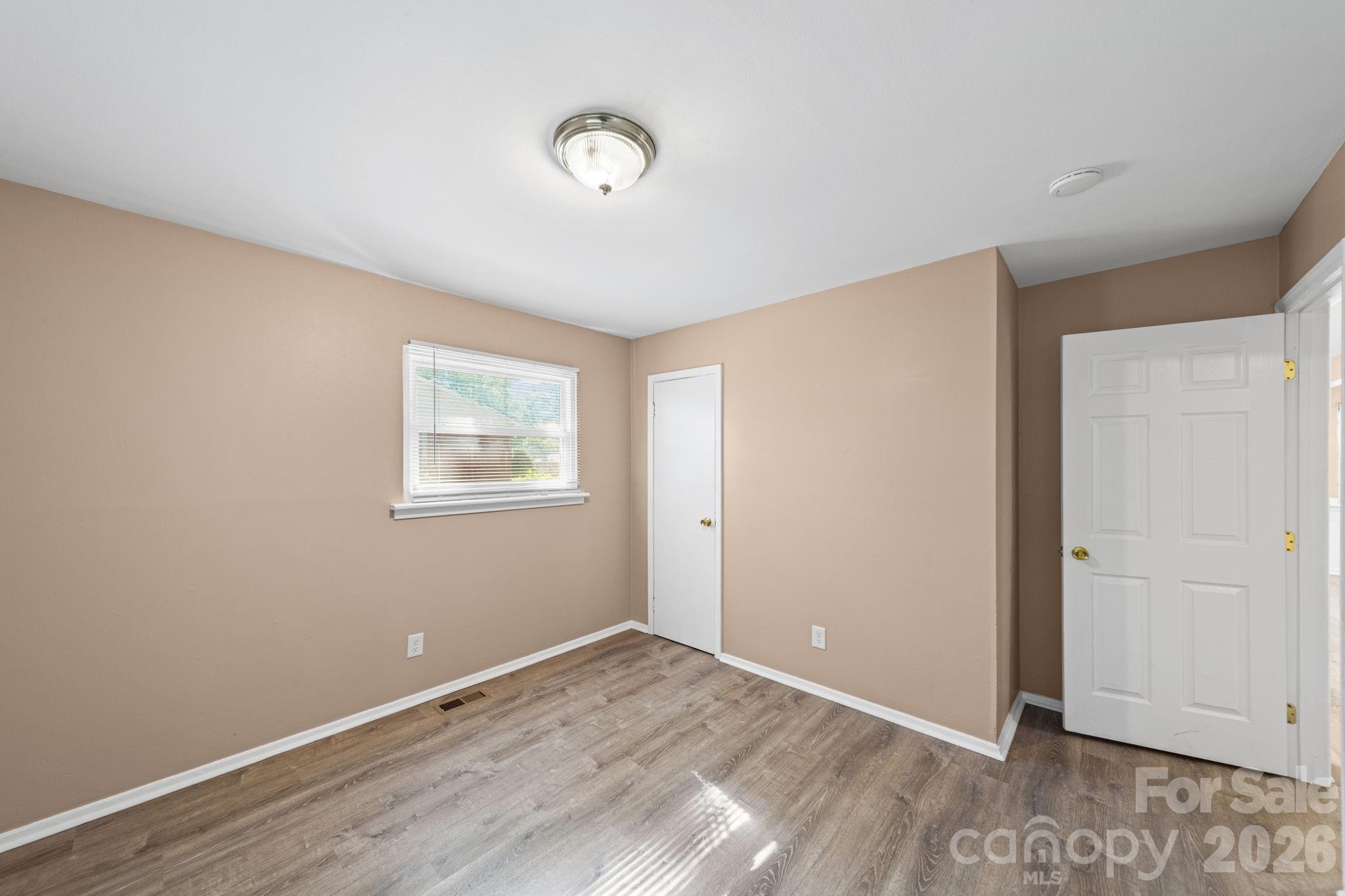 5045 Curtiswood Drive — Charlotte