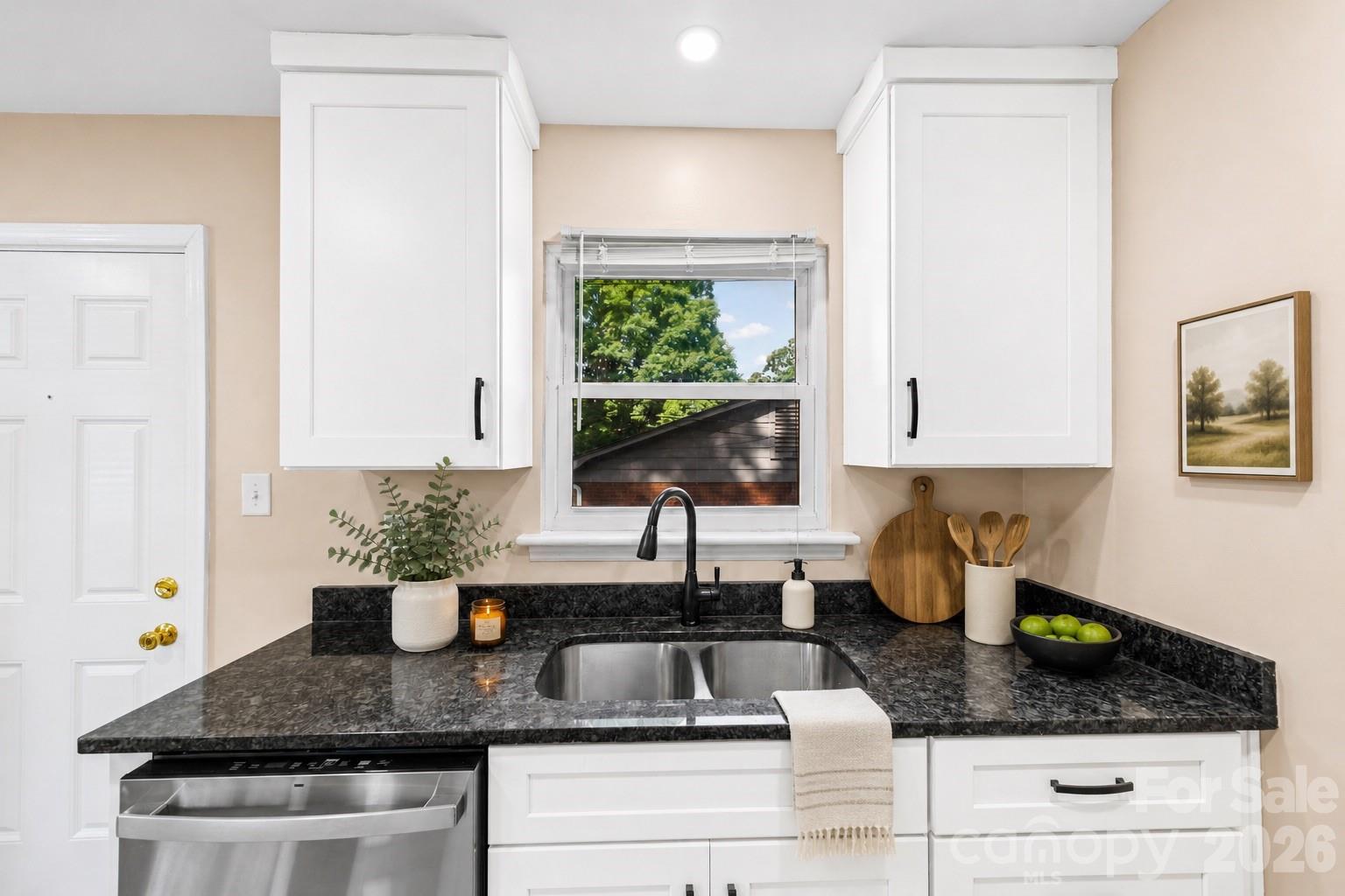 5045 Curtiswood Drive — Charlotte