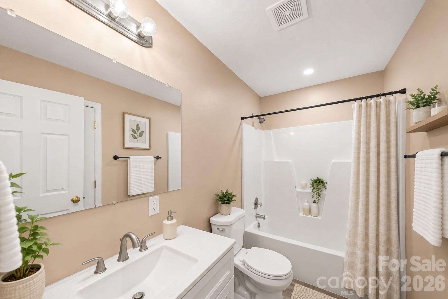 5045 Curtiswood Drive — Charlotte