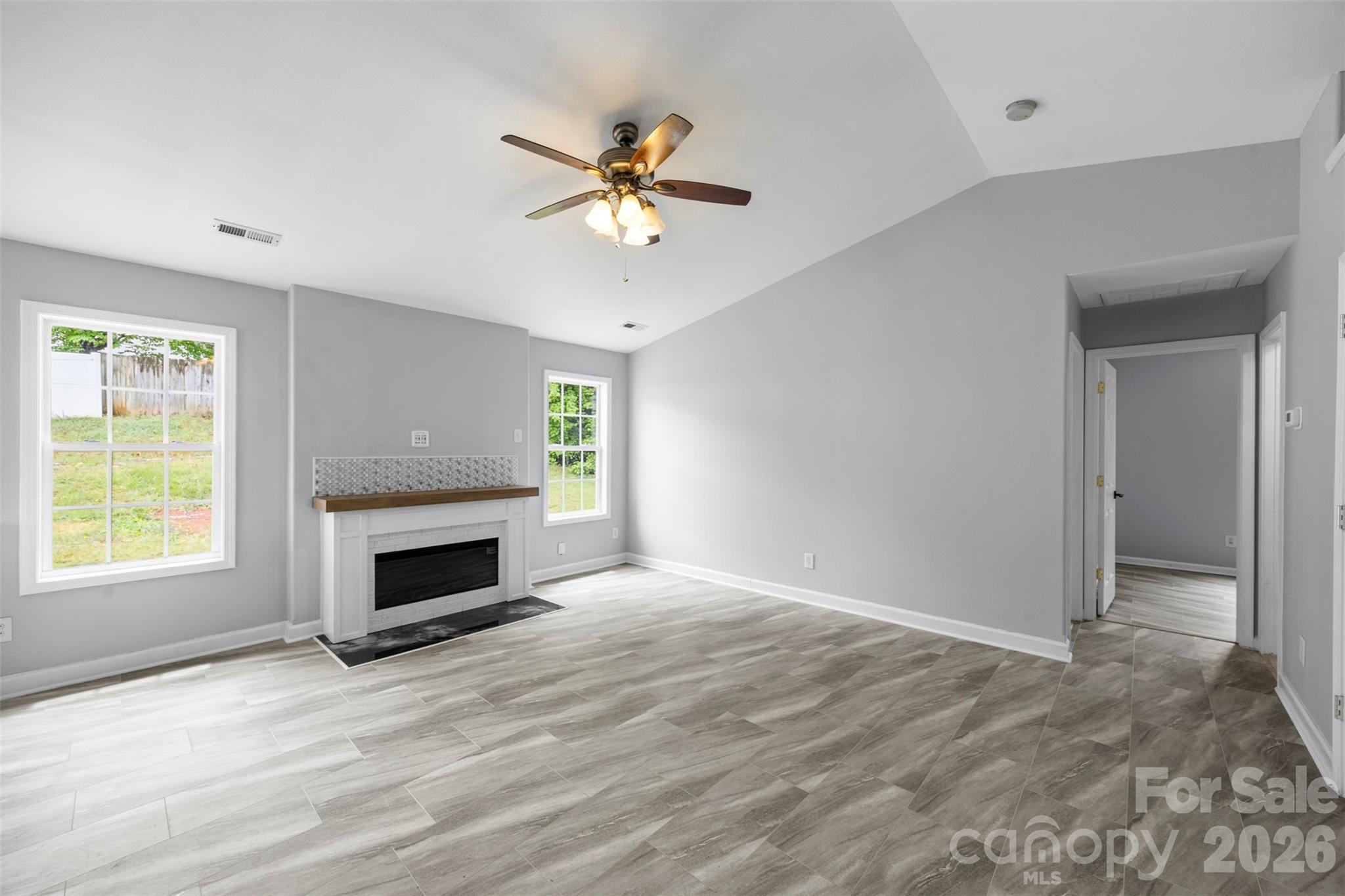 1528 Oakdale Green Drive — Charlotte