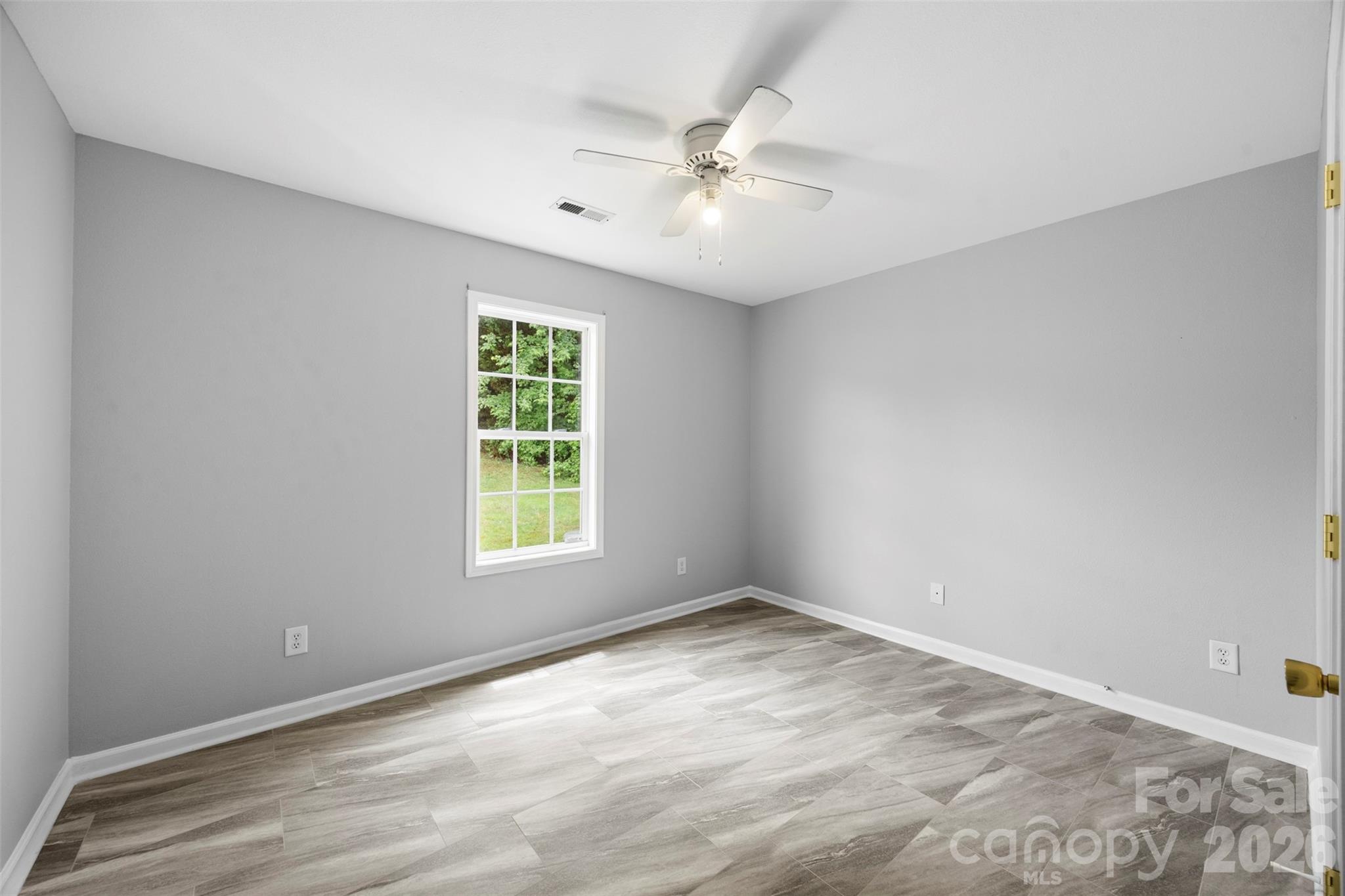 1528 Oakdale Green Drive — Charlotte