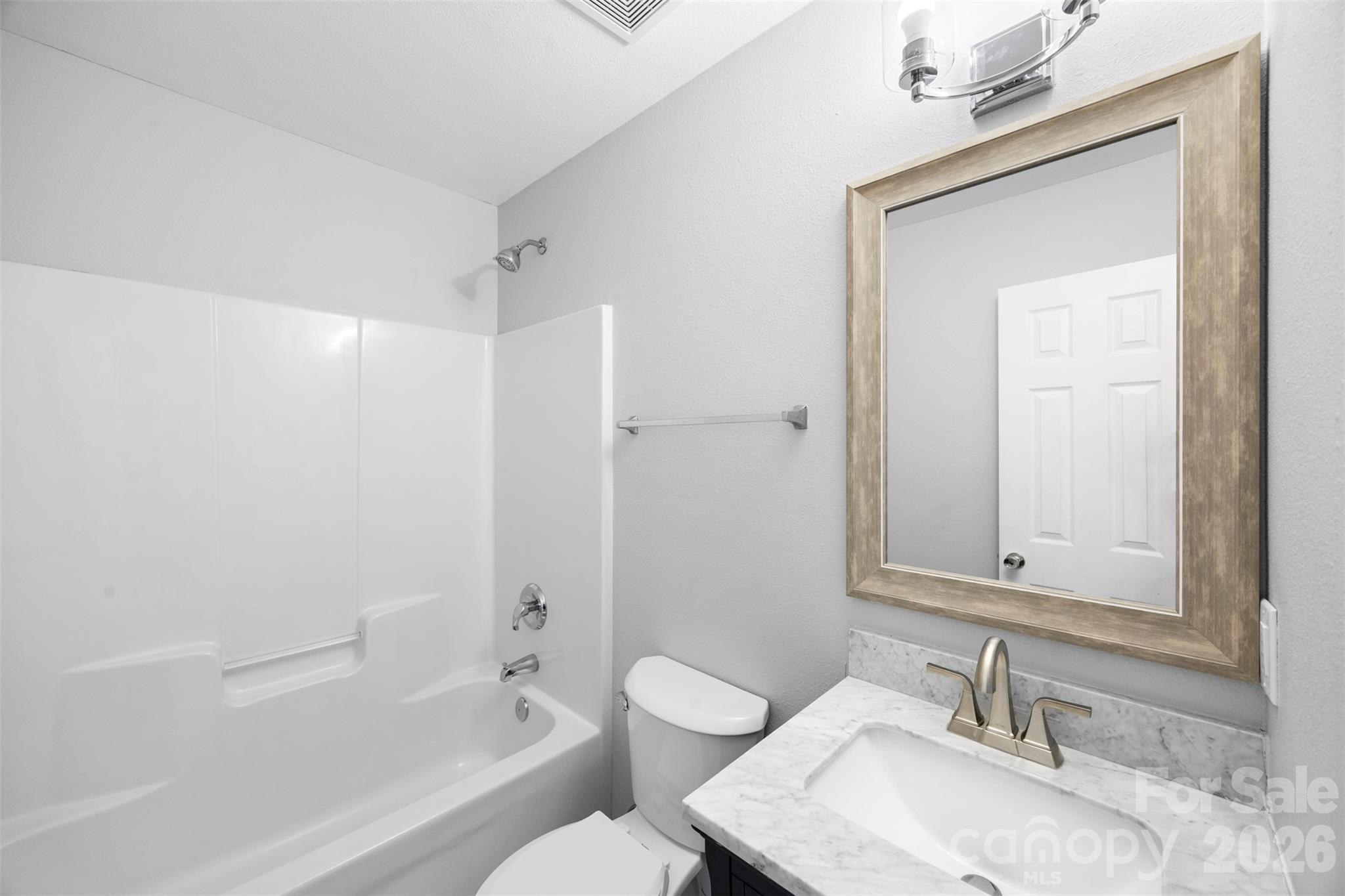 1528 Oakdale Green Drive — Charlotte