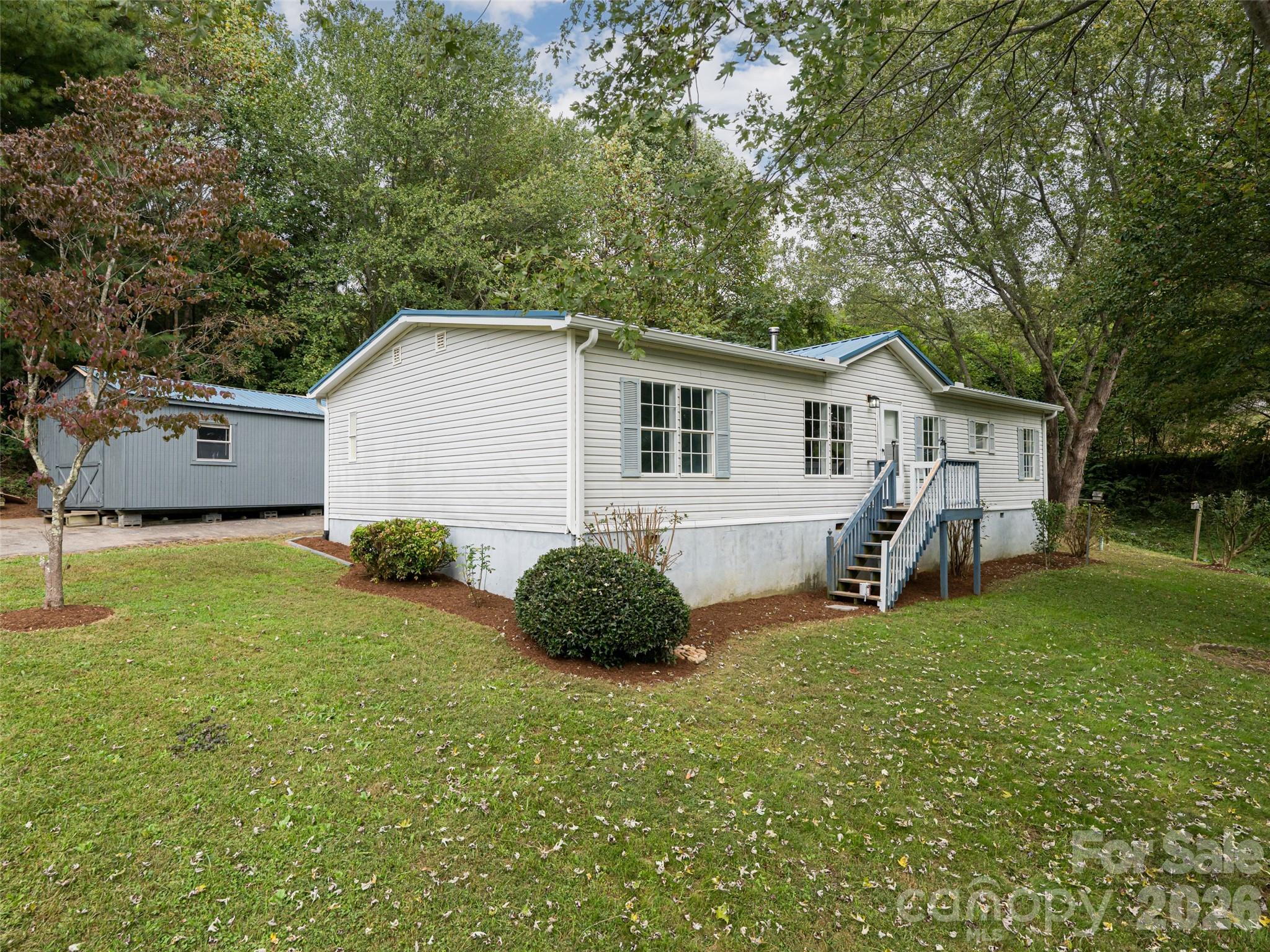 101 Heather Drive — Asheville