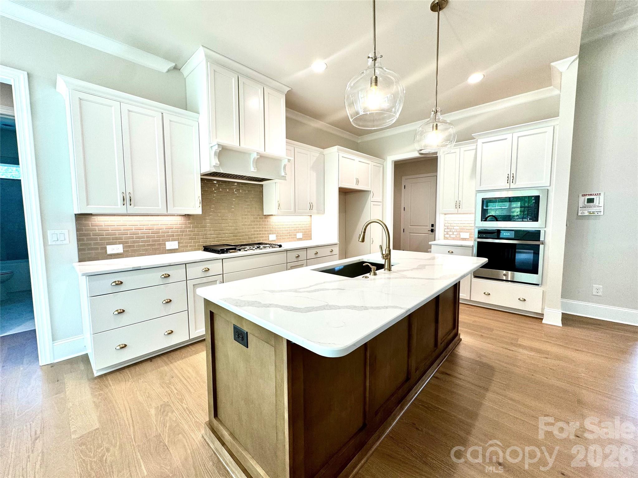 452 Voyager Lane NE — Concord