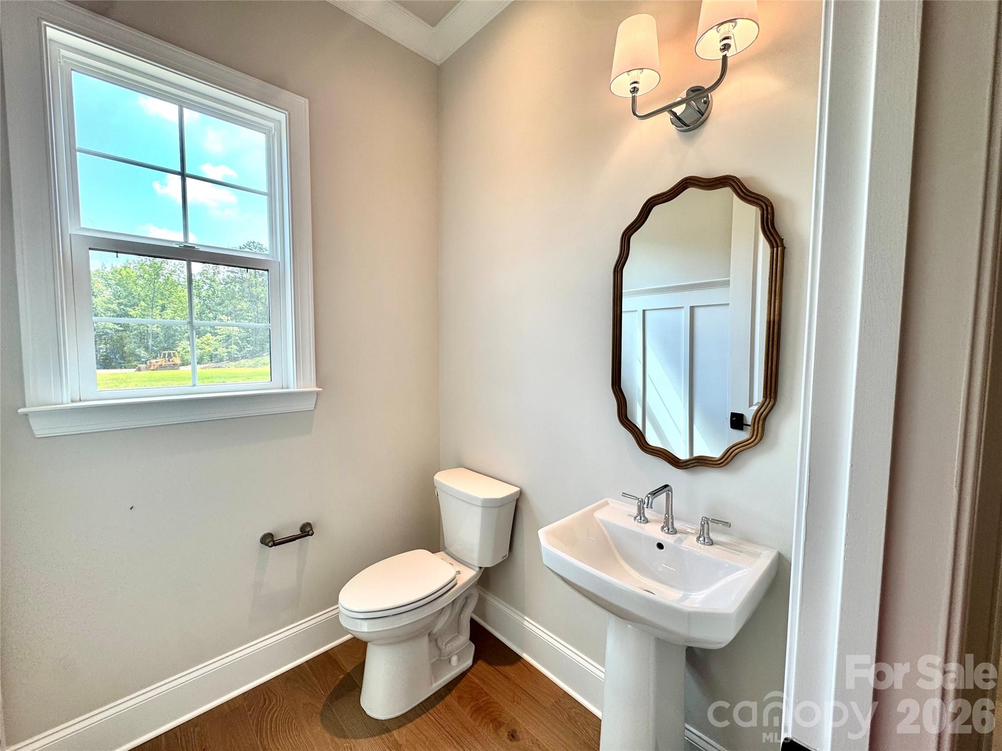 452 Voyager Lane NE — Concord