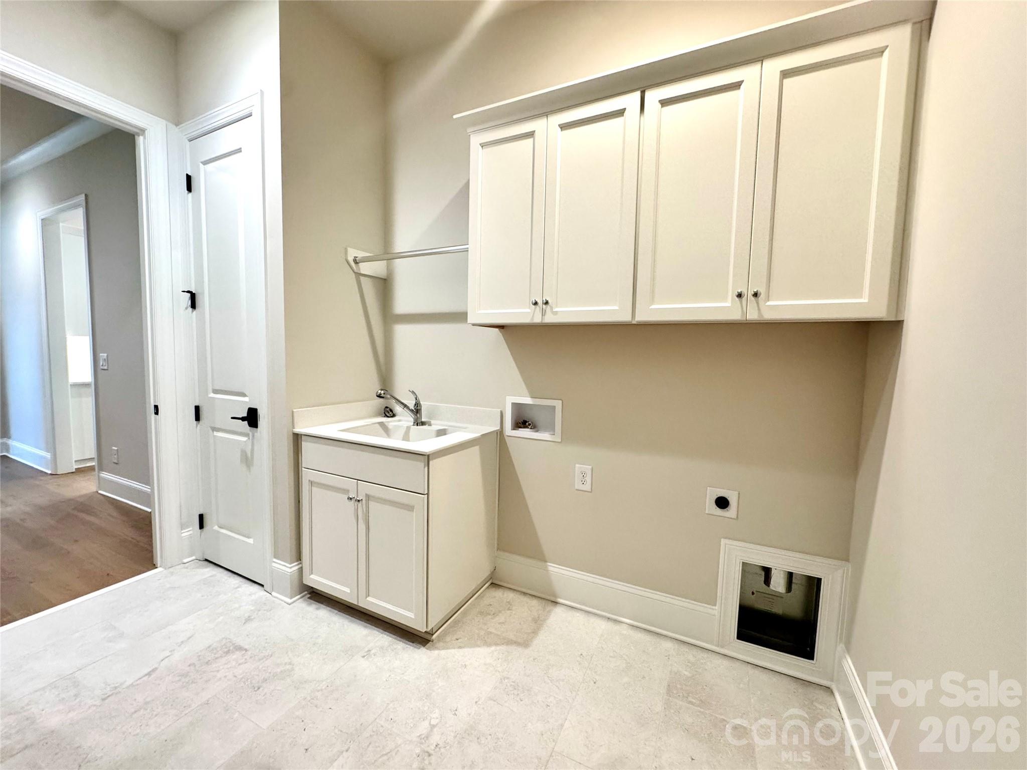 452 Voyager Lane NE — Concord