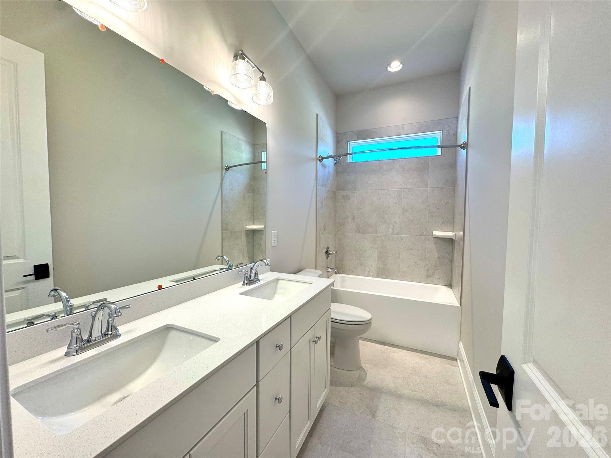 452 Voyager Lane NE — Concord