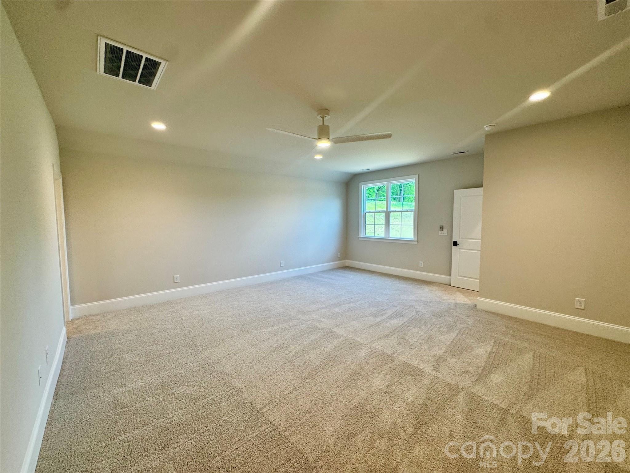 452 Voyager Lane NE — Concord