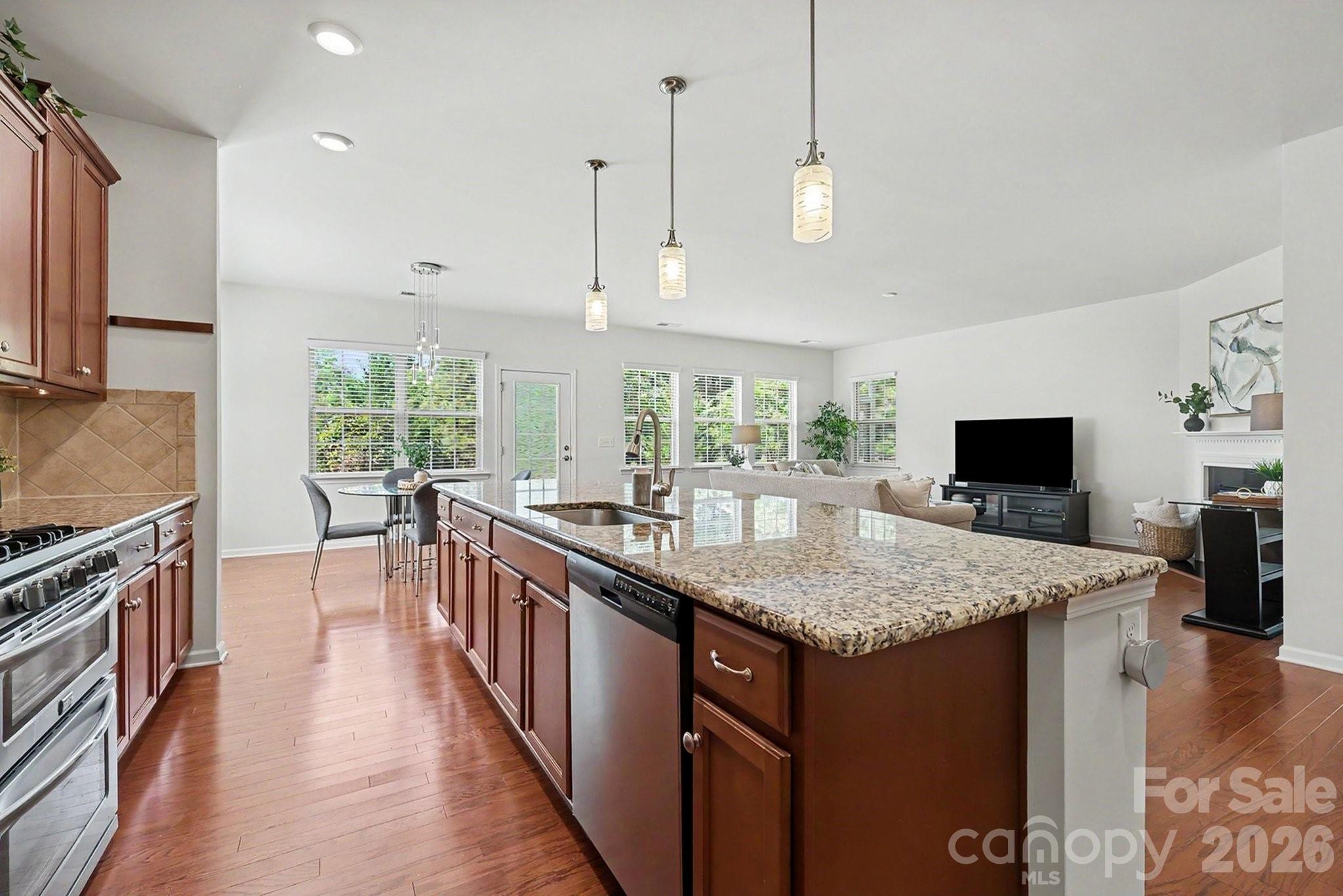 728 Bearcamp Way — Fort Mill