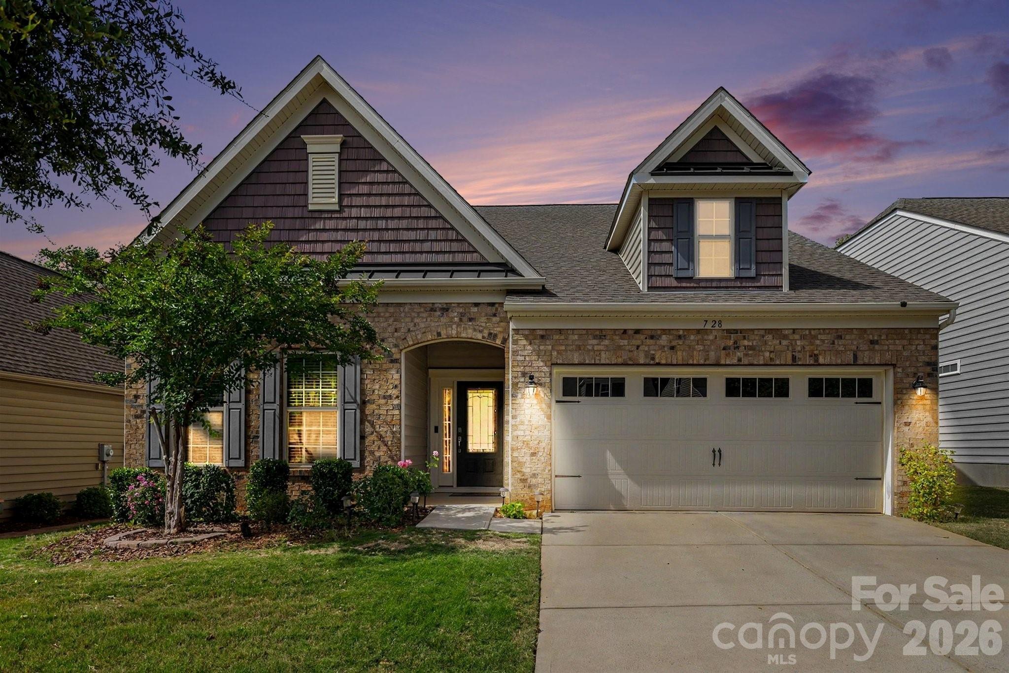 728 Bearcamp Way — Fort Mill