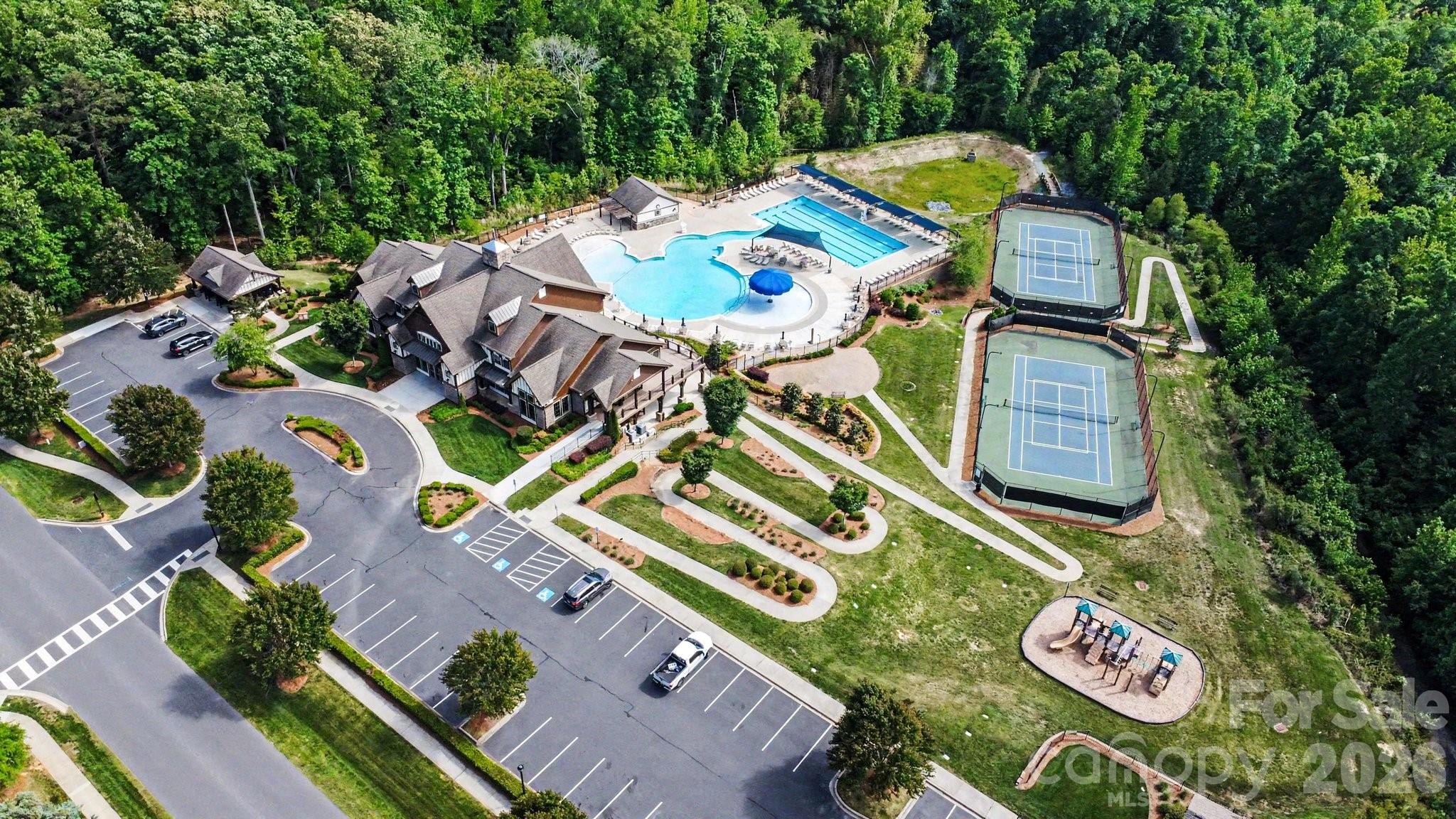 728 Bearcamp Way — Fort Mill