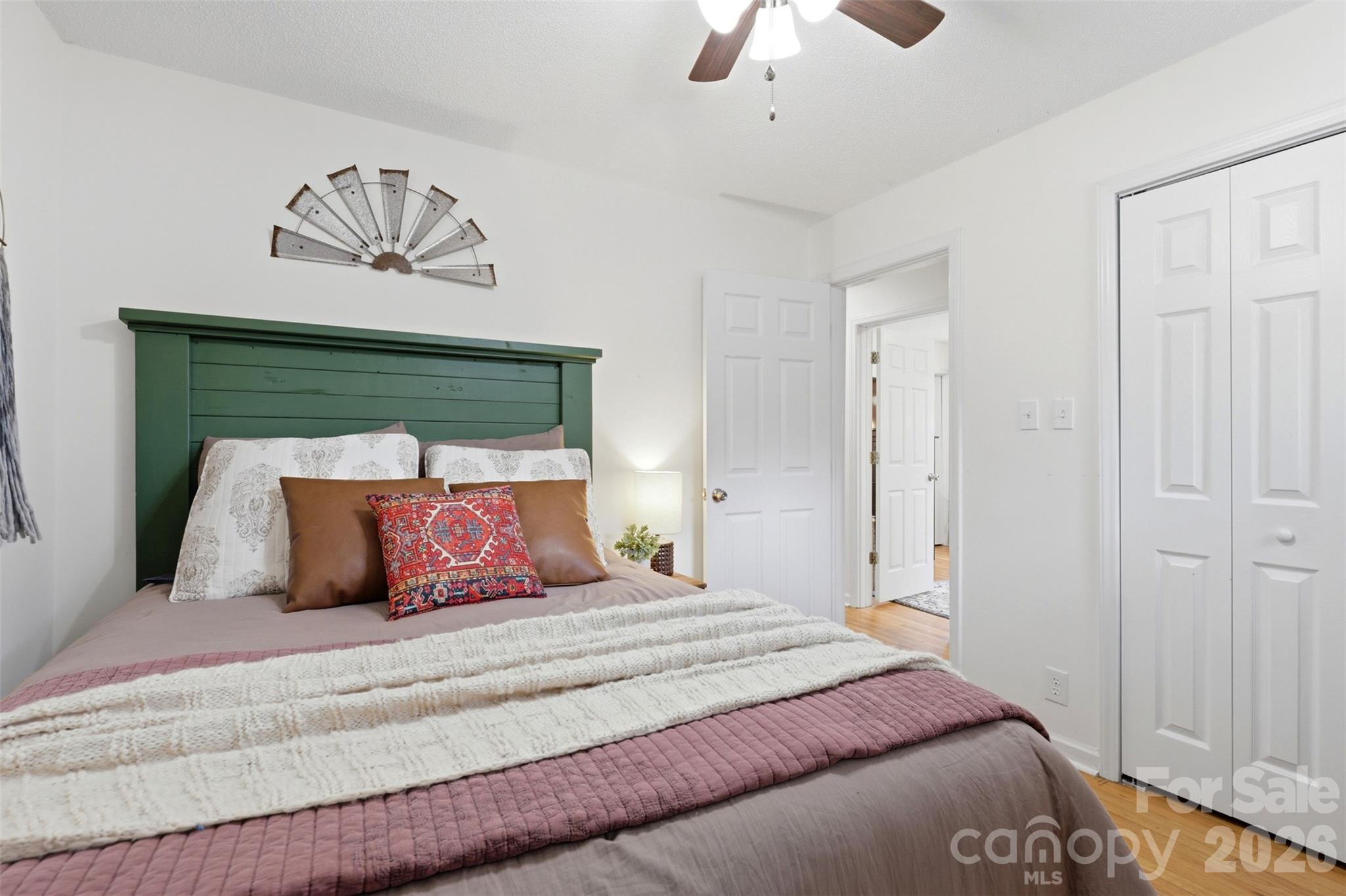 6607 Elmwood Circle — Charlotte