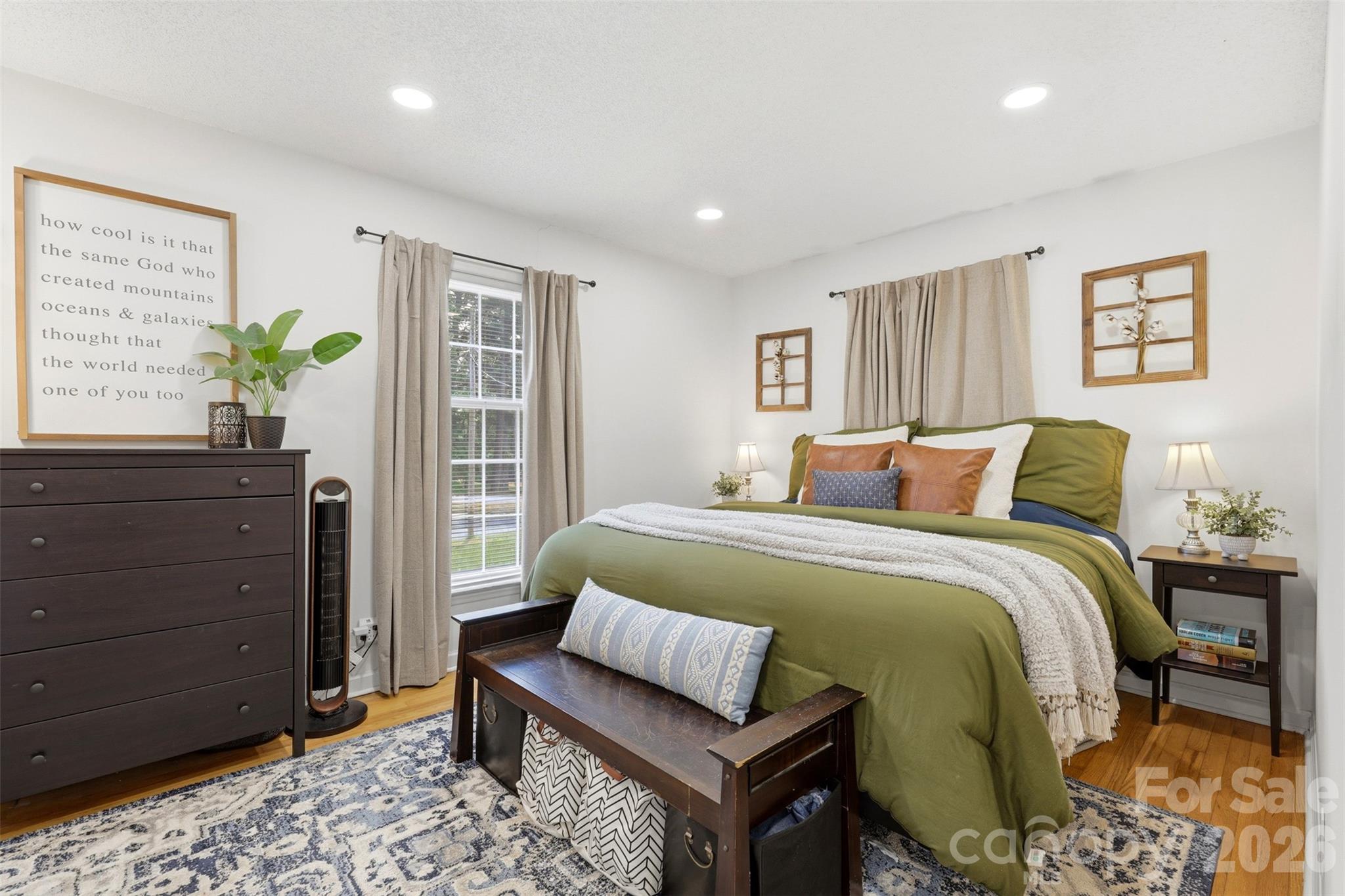 6607 Elmwood Circle — Charlotte