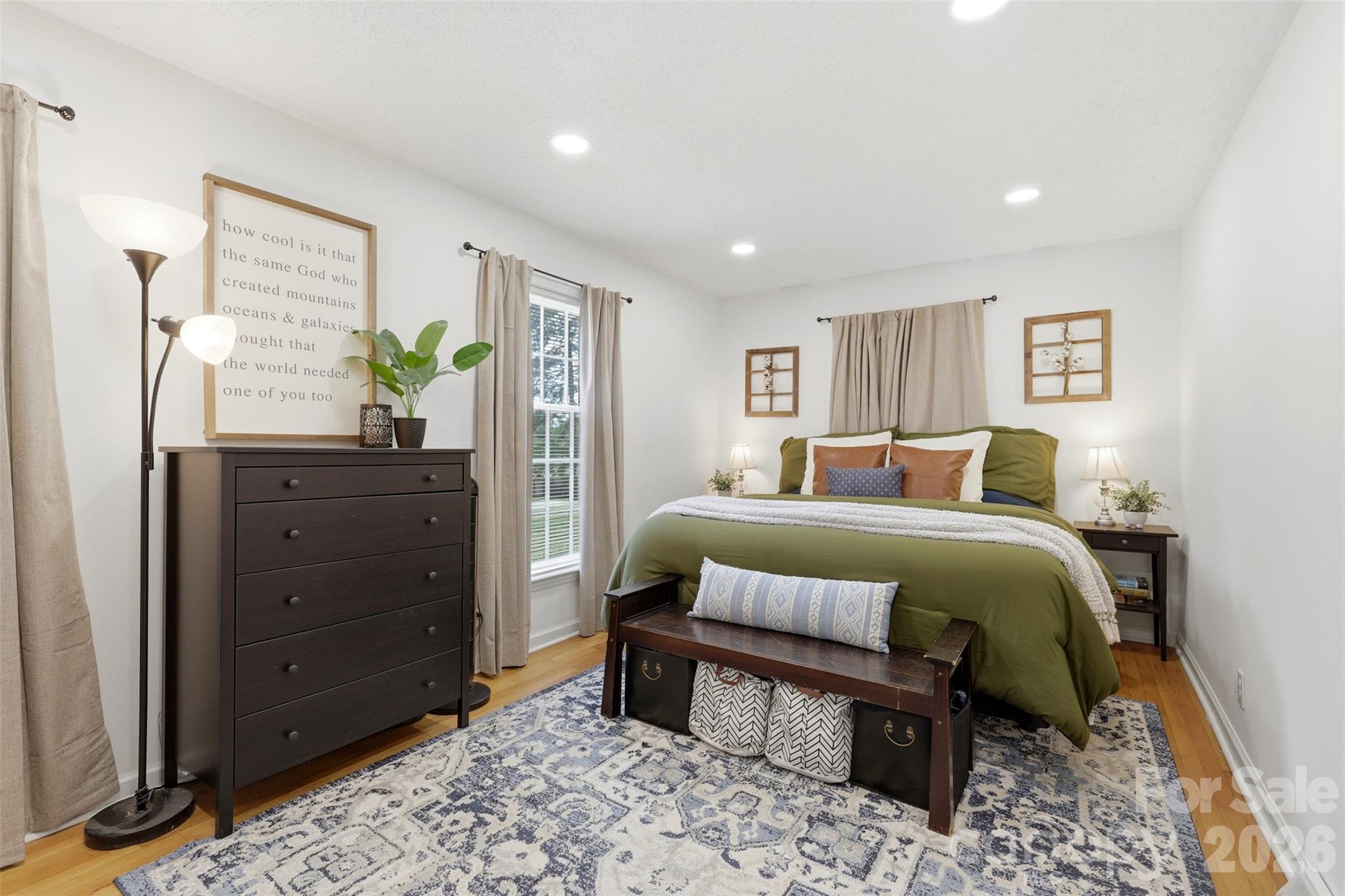 6607 Elmwood Circle — Charlotte