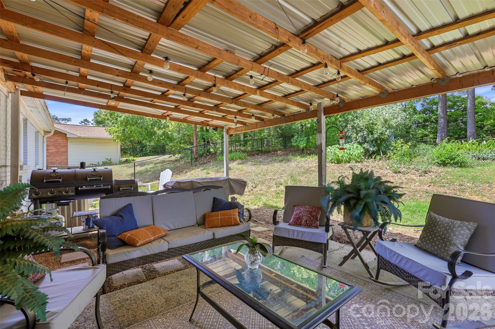 6607 Elmwood Circle — Charlotte