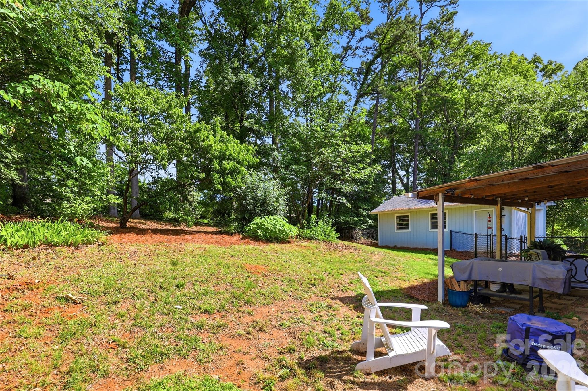 6607 Elmwood Circle — Charlotte